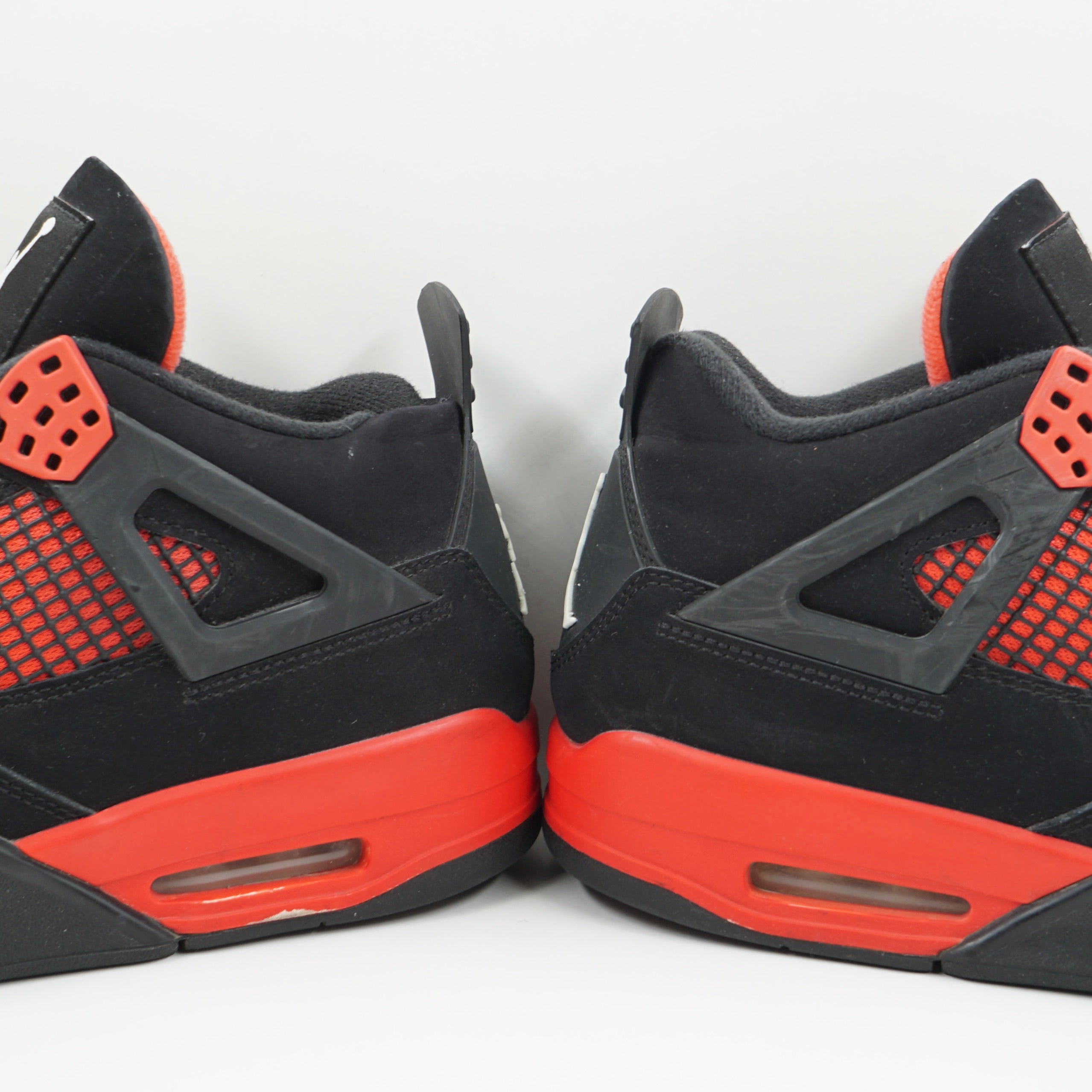 Jordan 4 Retro Red Thunder
