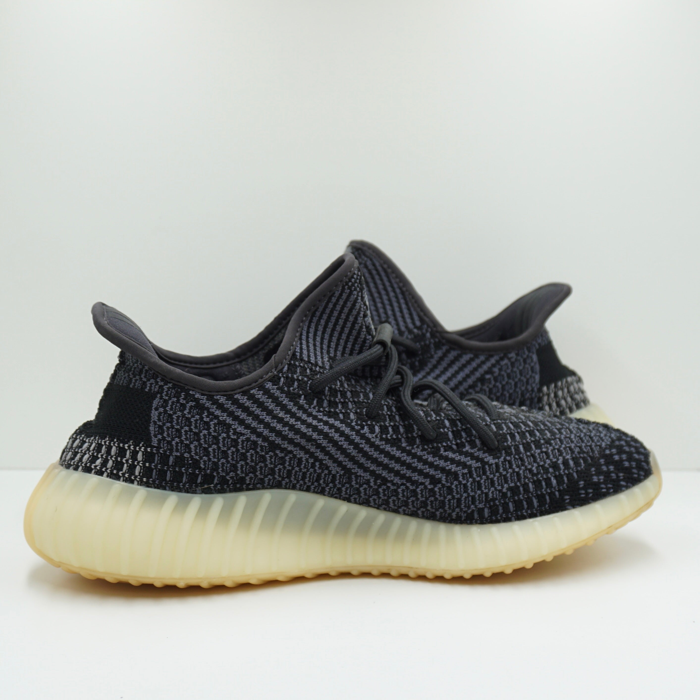 Adidas Yeezy Boost 350 V2 Carbon