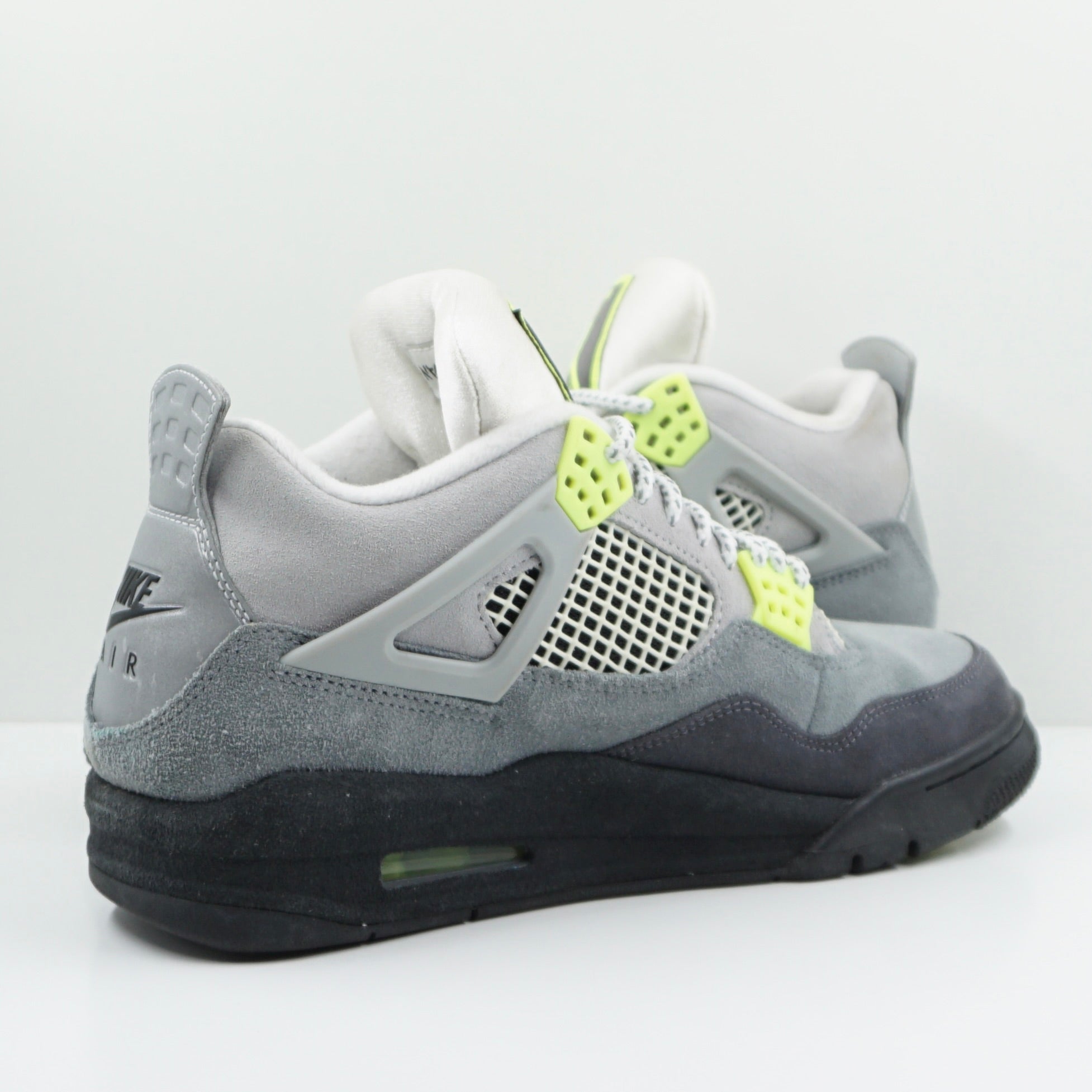Jordan 4 Retro SE 95 Neon