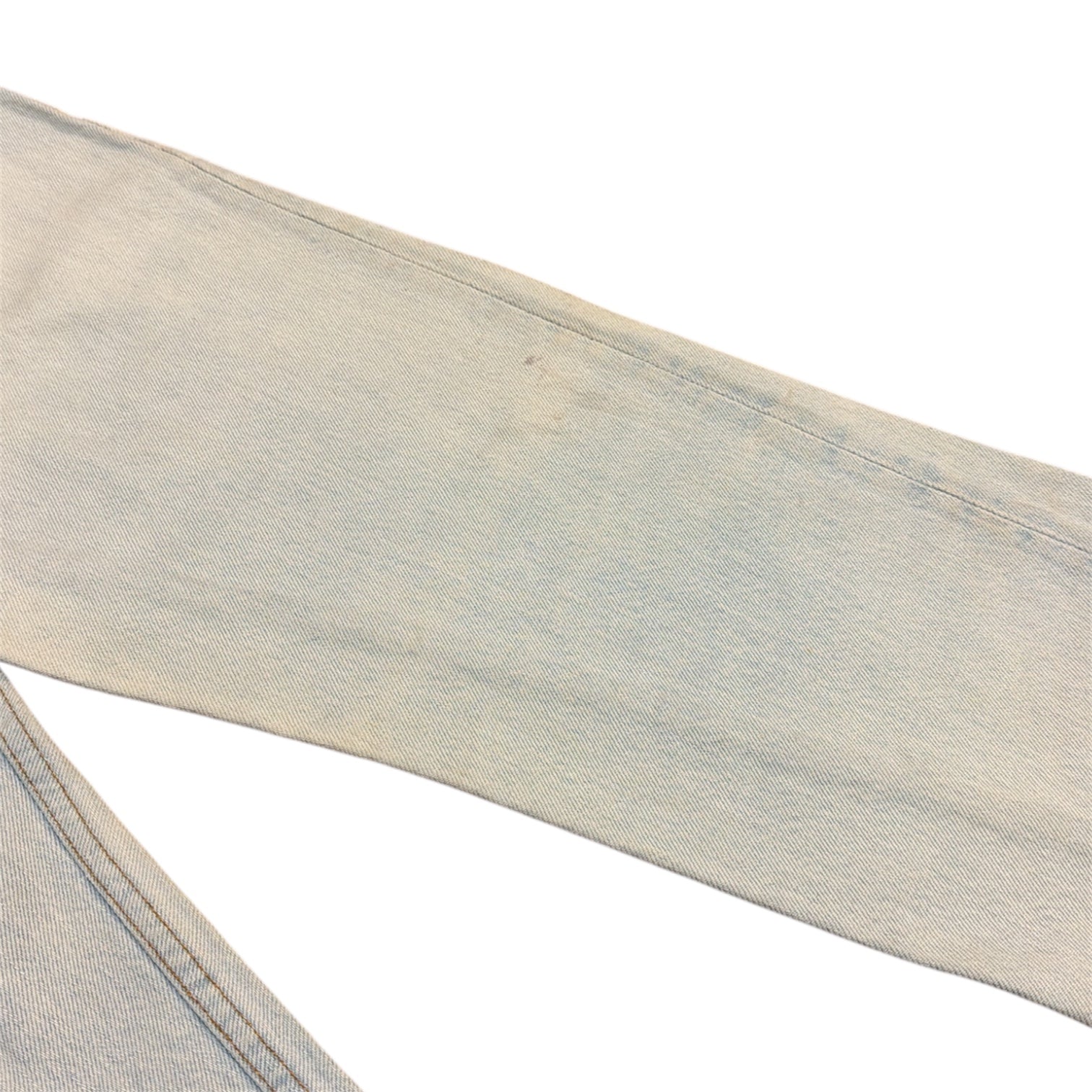 Vintage Levi's Very Light Blue Jeans (W27/L32)