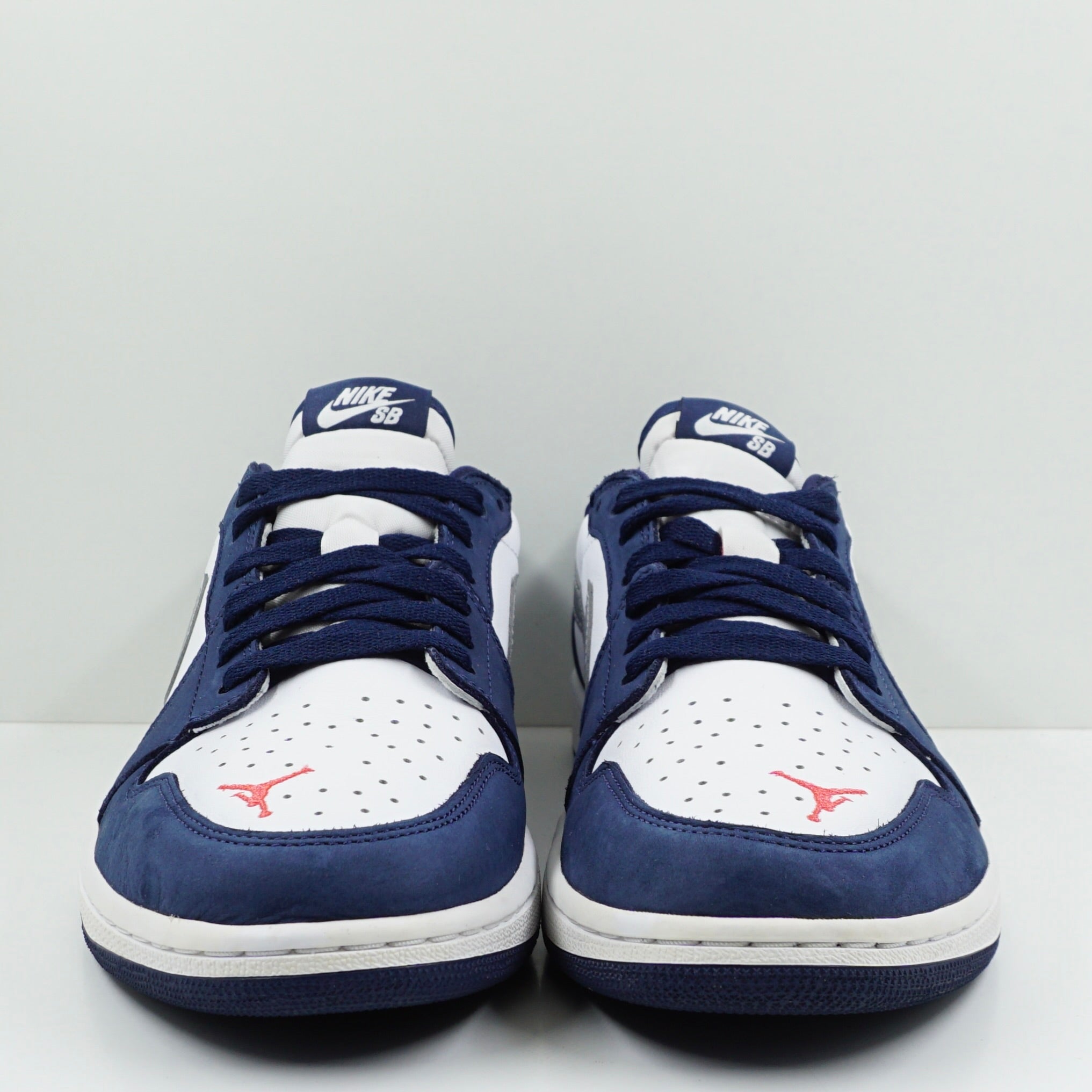 Jordan 1 Low SB Midnight Navy