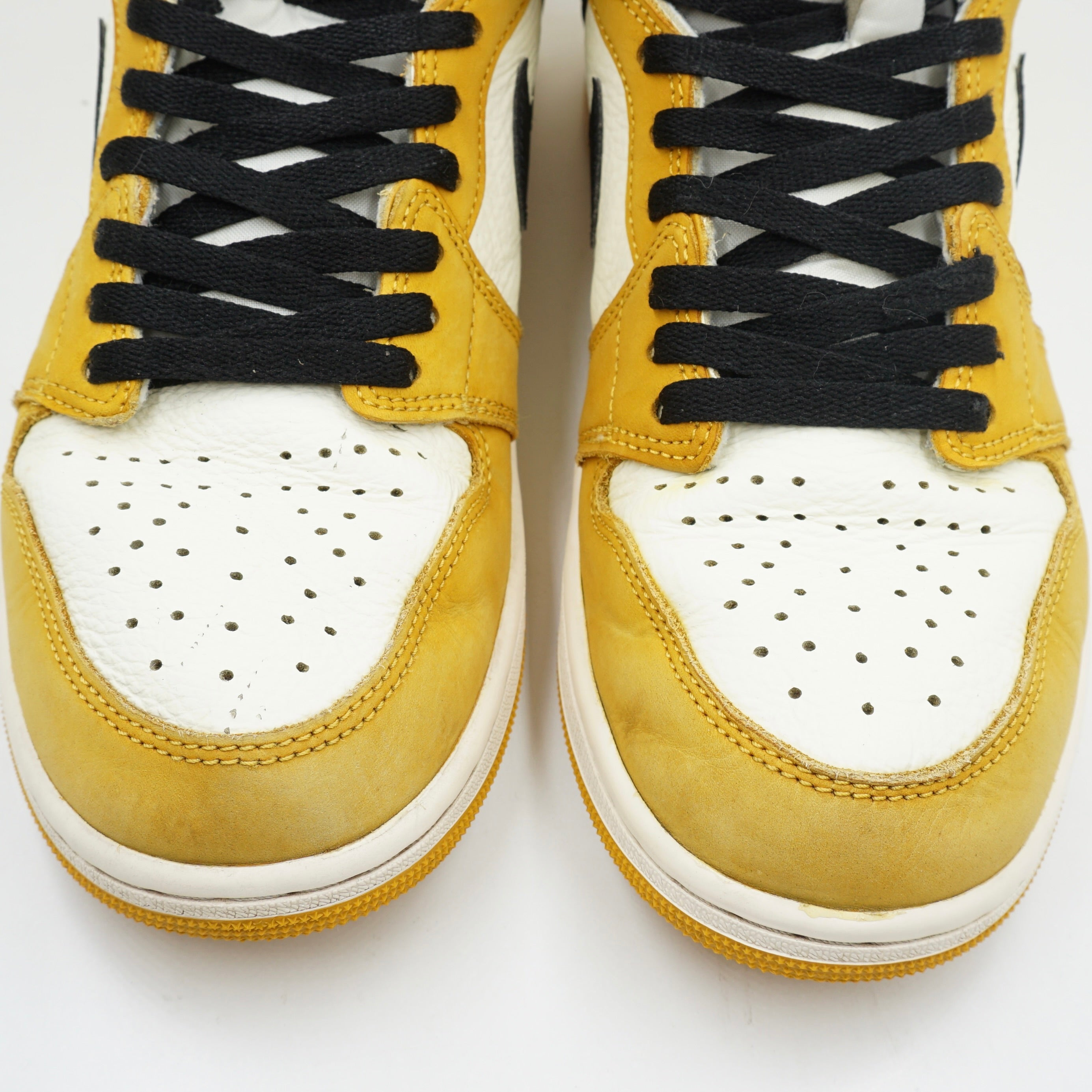 Jordan 1 Retro High OG Yellow Ochre