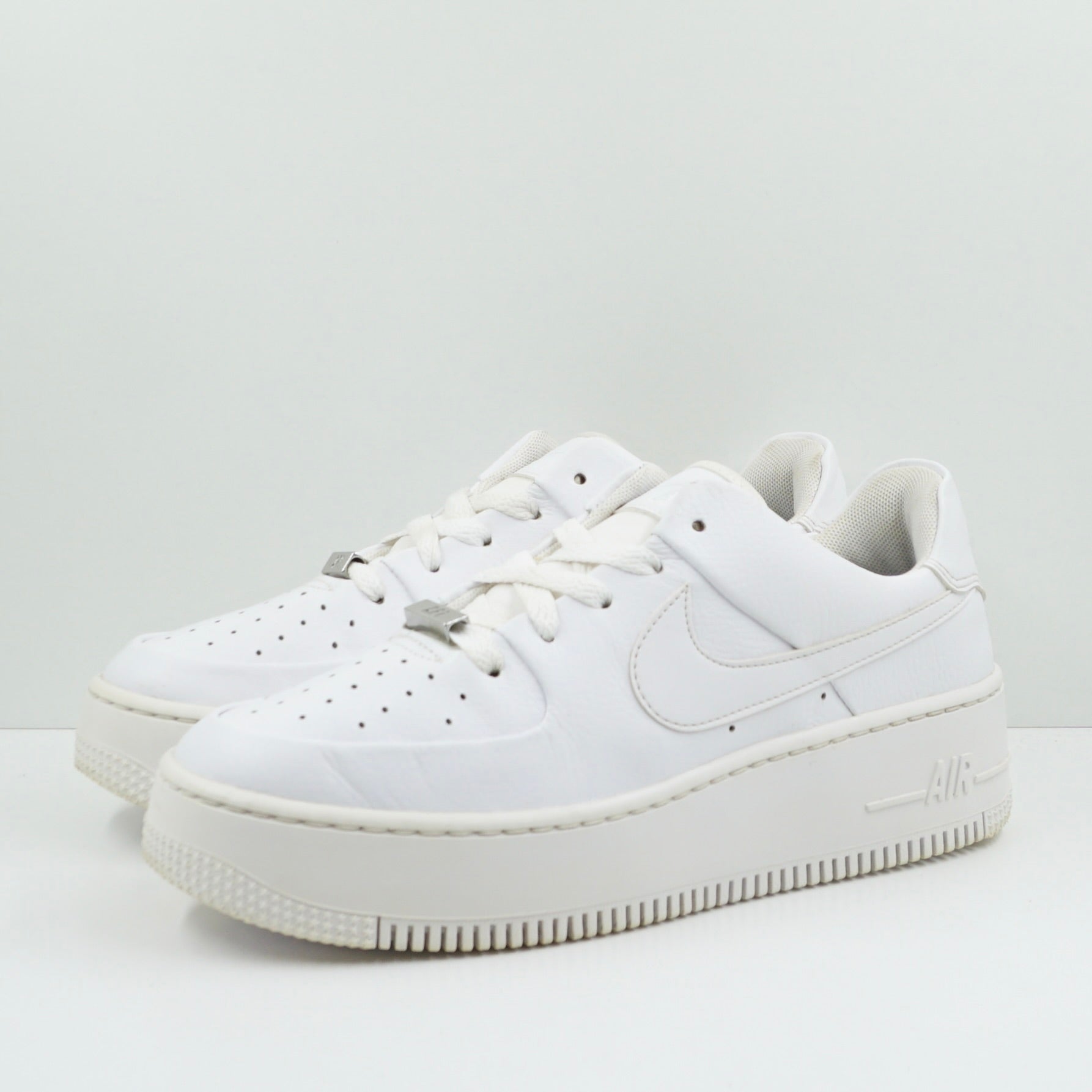 Nike Air Force 1 Sage Low Triple White (W)