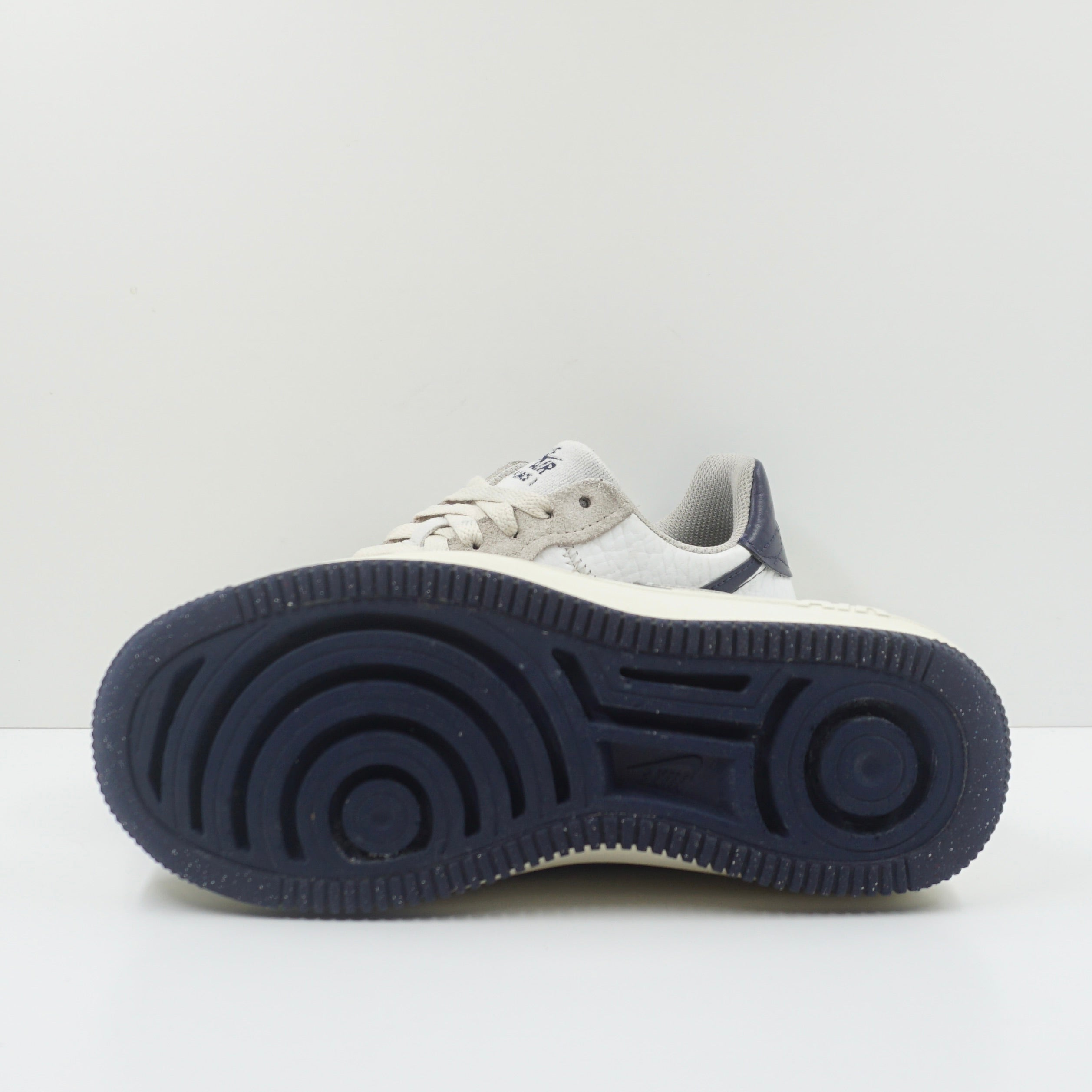 Nike Air Force 1 PLT.AF.ORM Summit White Navy (W)