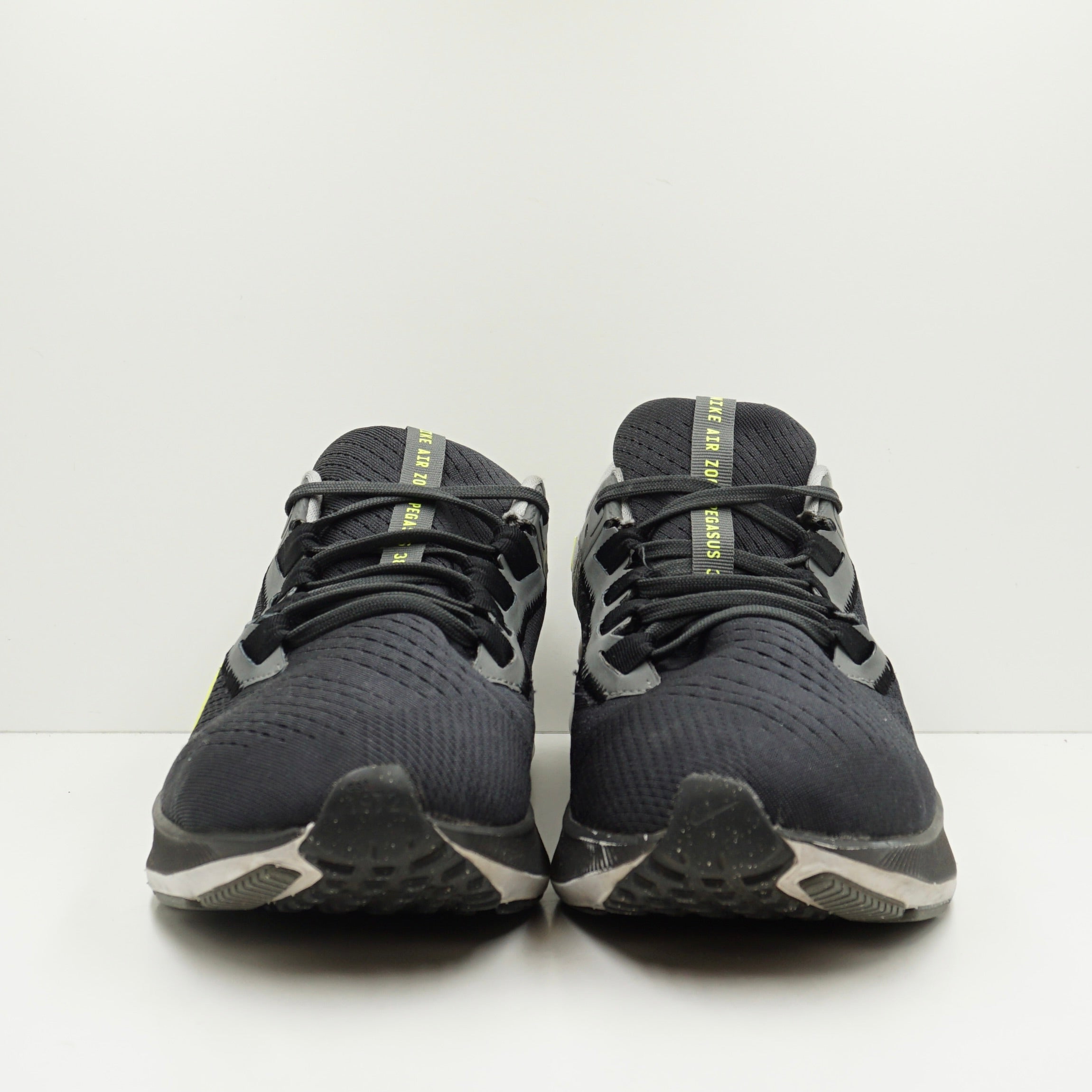 Nike Air Zoom Pegasus 38 'Dark Smoke Grey Volt