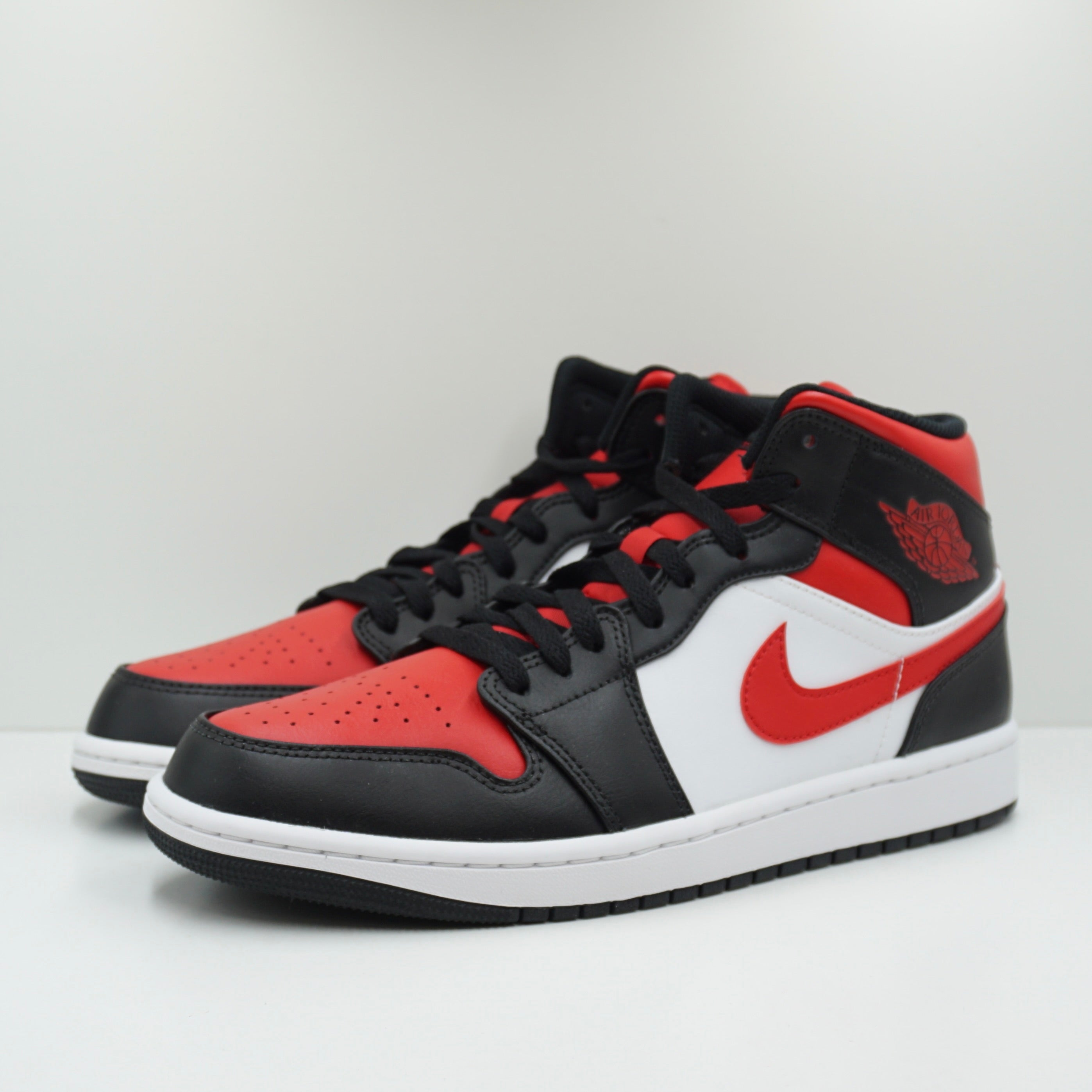 Jordan 1 Mid White Black Red (2022)