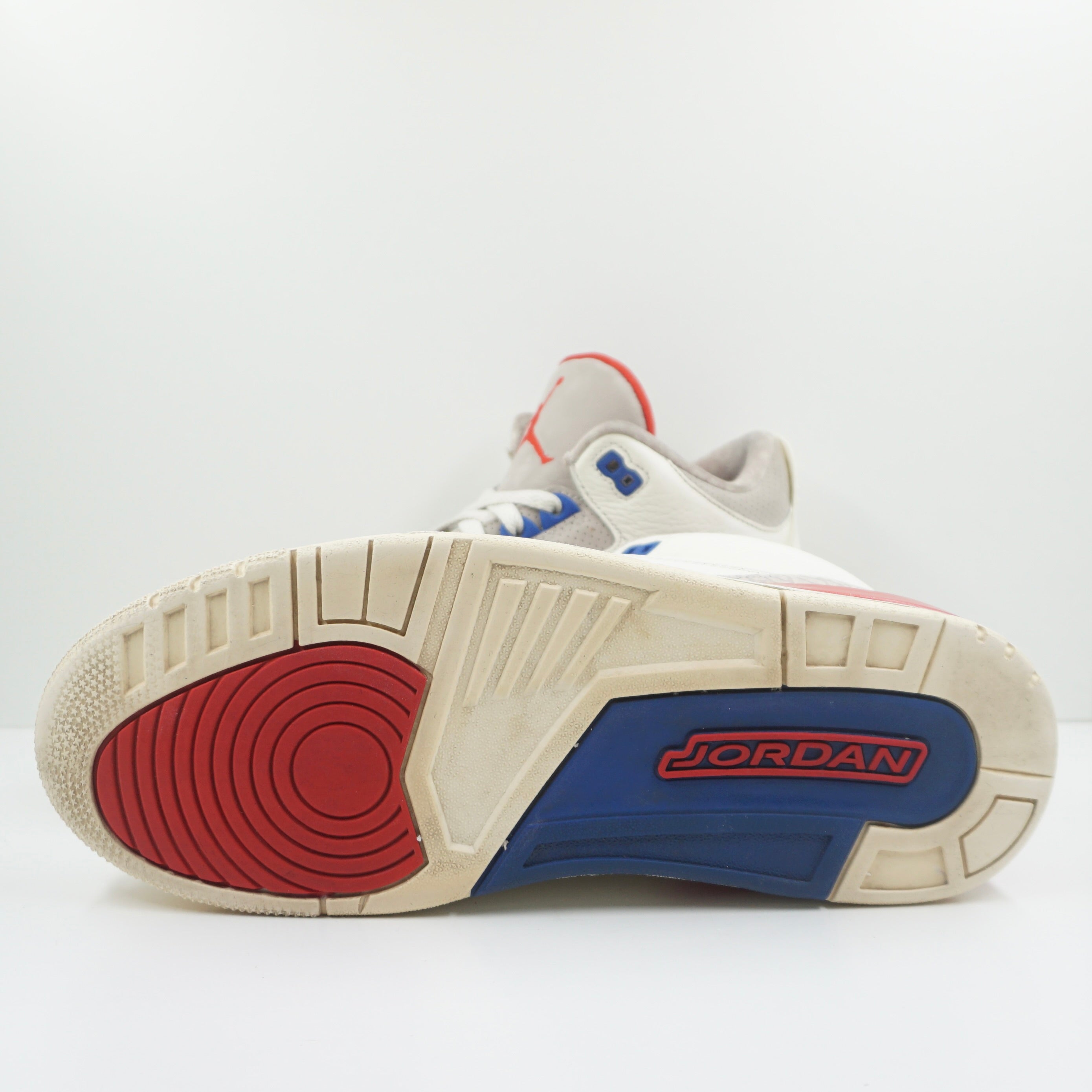 Jordan 3 Retro International Flight