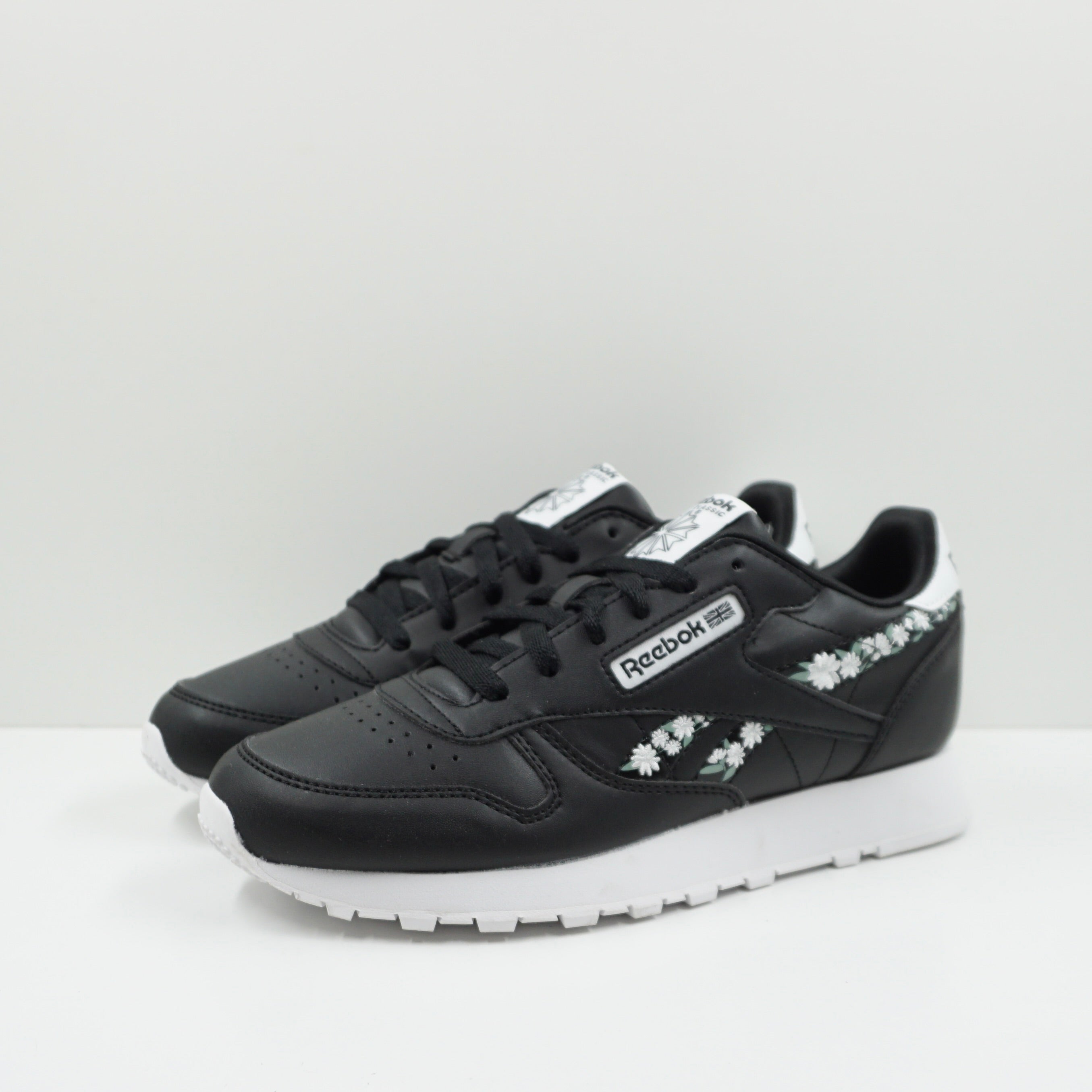 Reebok Classic Leather Flower Crowns Black White