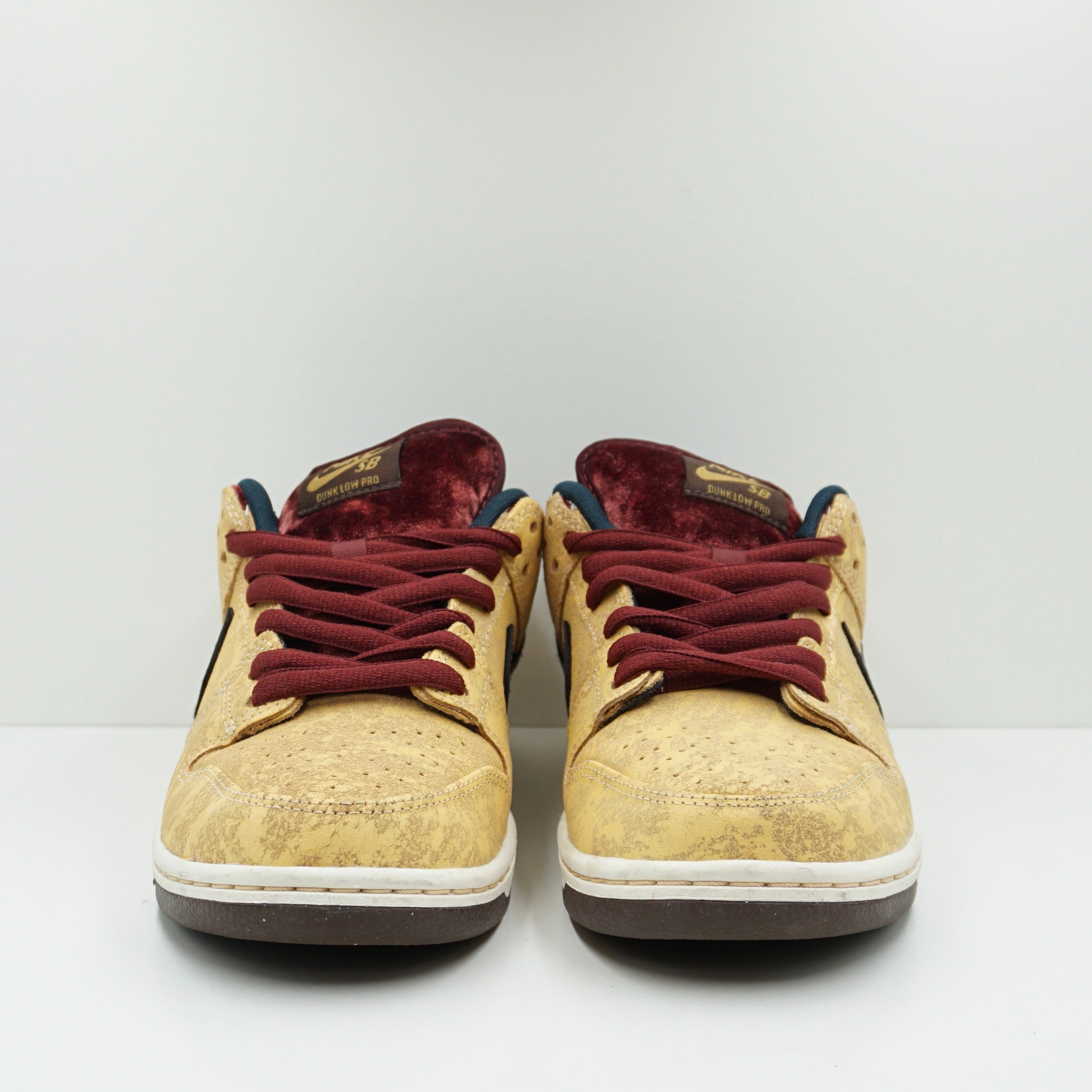 Nike SB Dunk Low City of Cinema