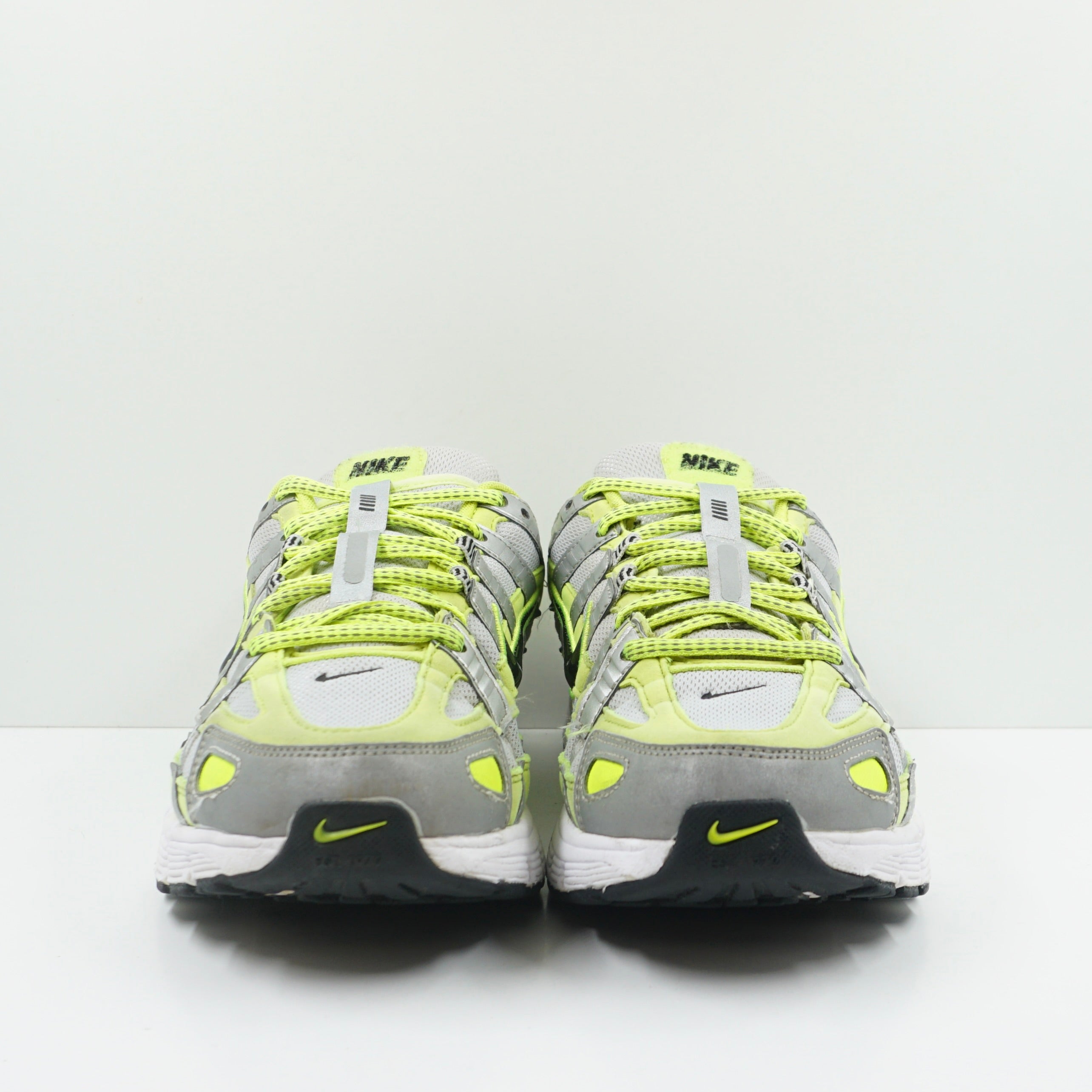 Nike P-6000 x Naked (W)