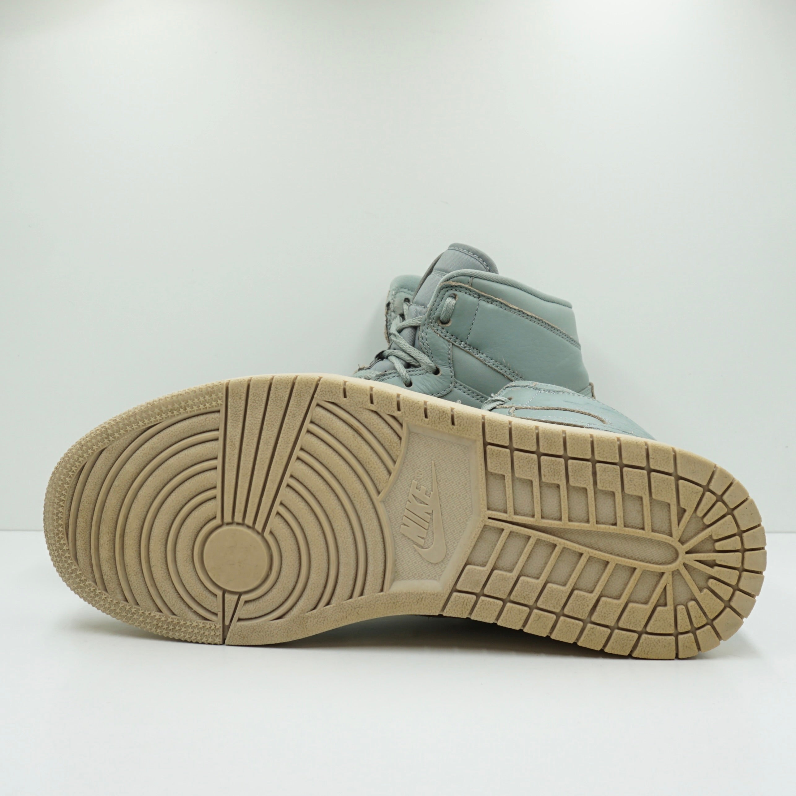 Jordan 1 Retro High Premium Mica Green