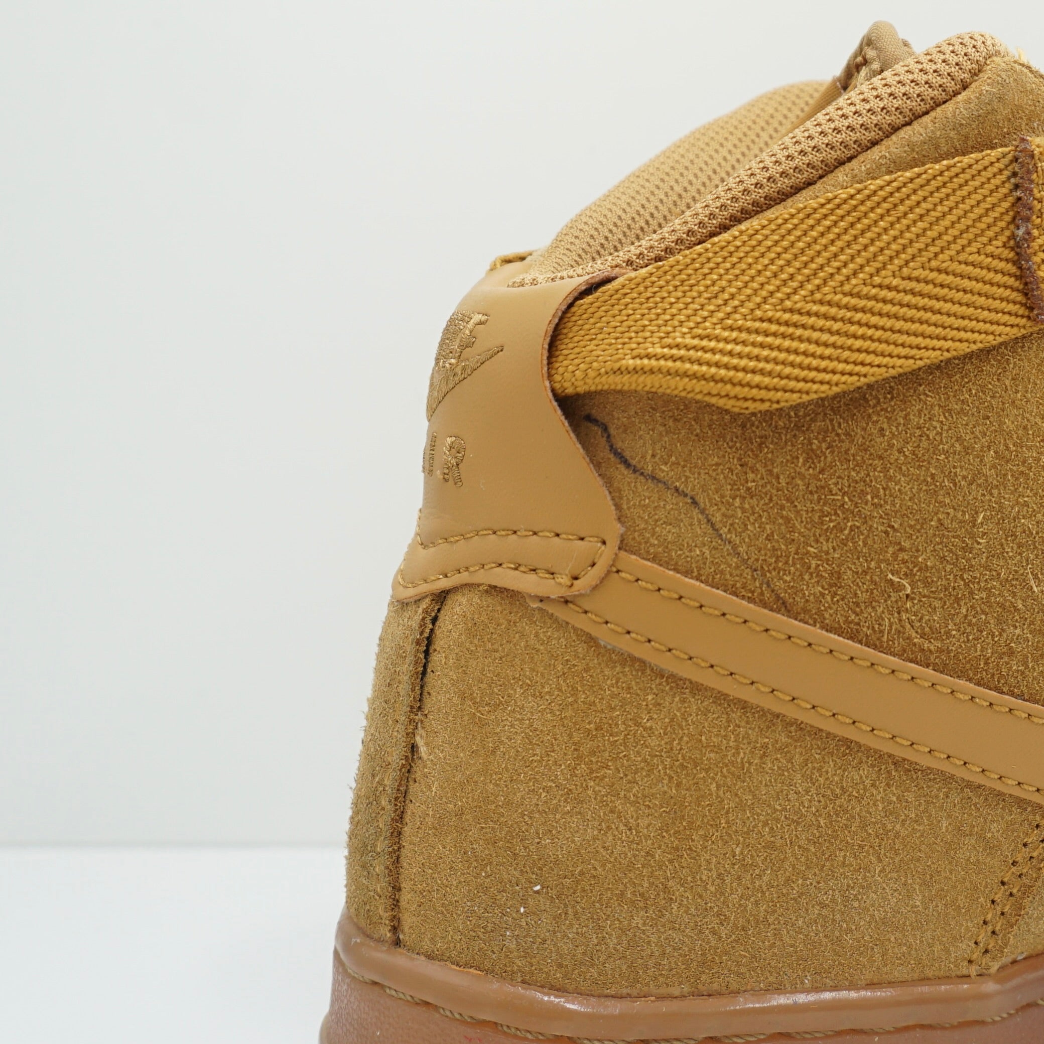 Nike Air Force 1 High LV8 3 Wheat (GS)