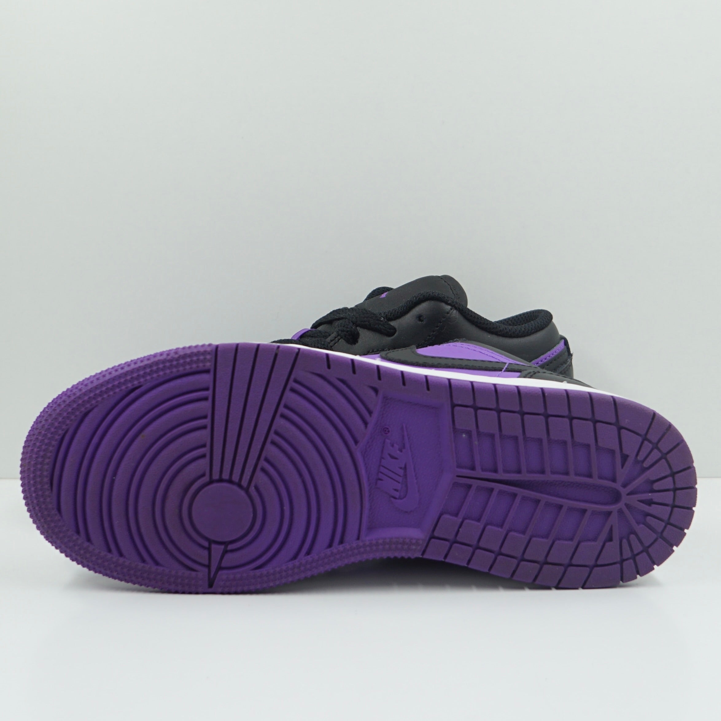 Jordan 1 Low Purple Venom (GS)