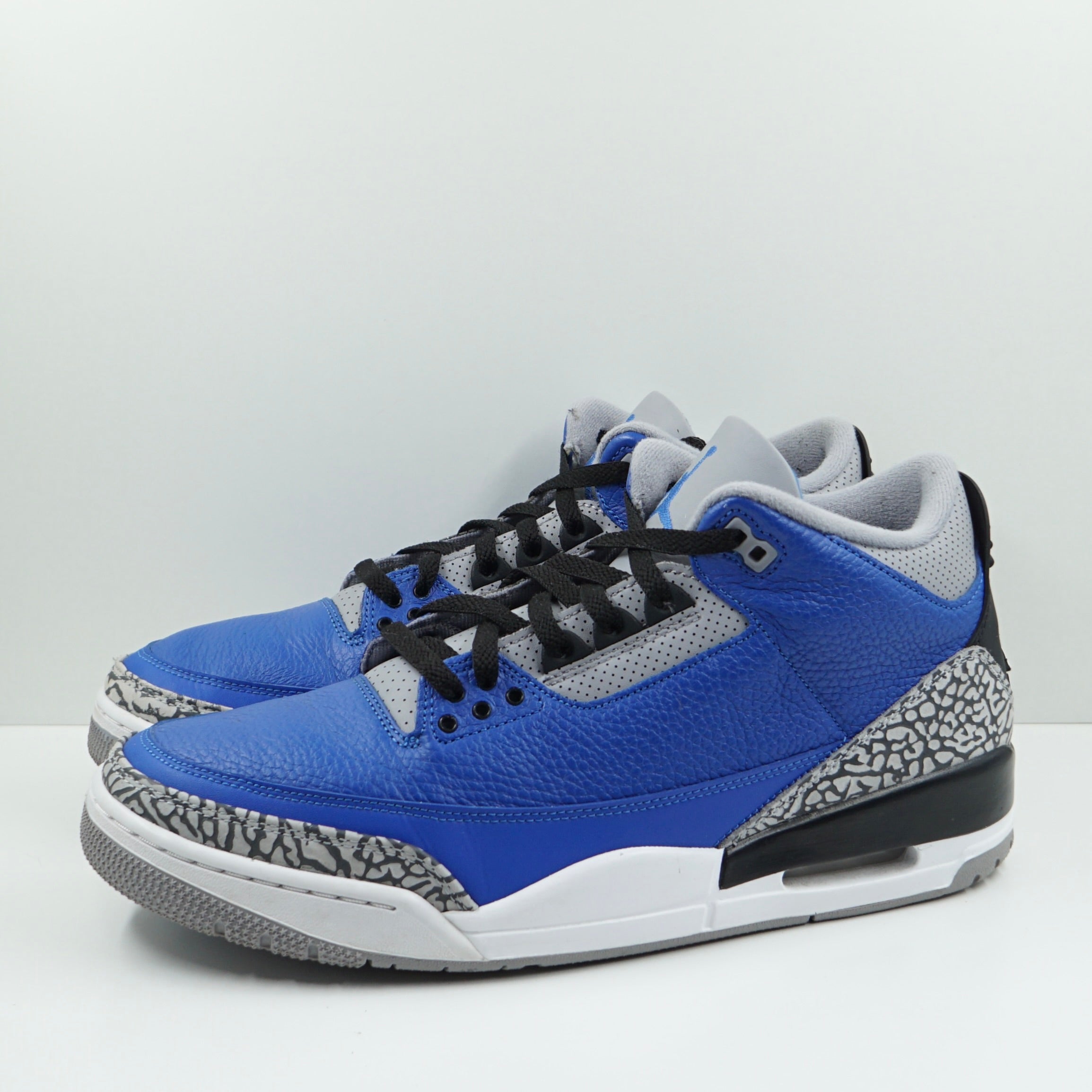 Jordan 3 Retro Varsity Royal Cement