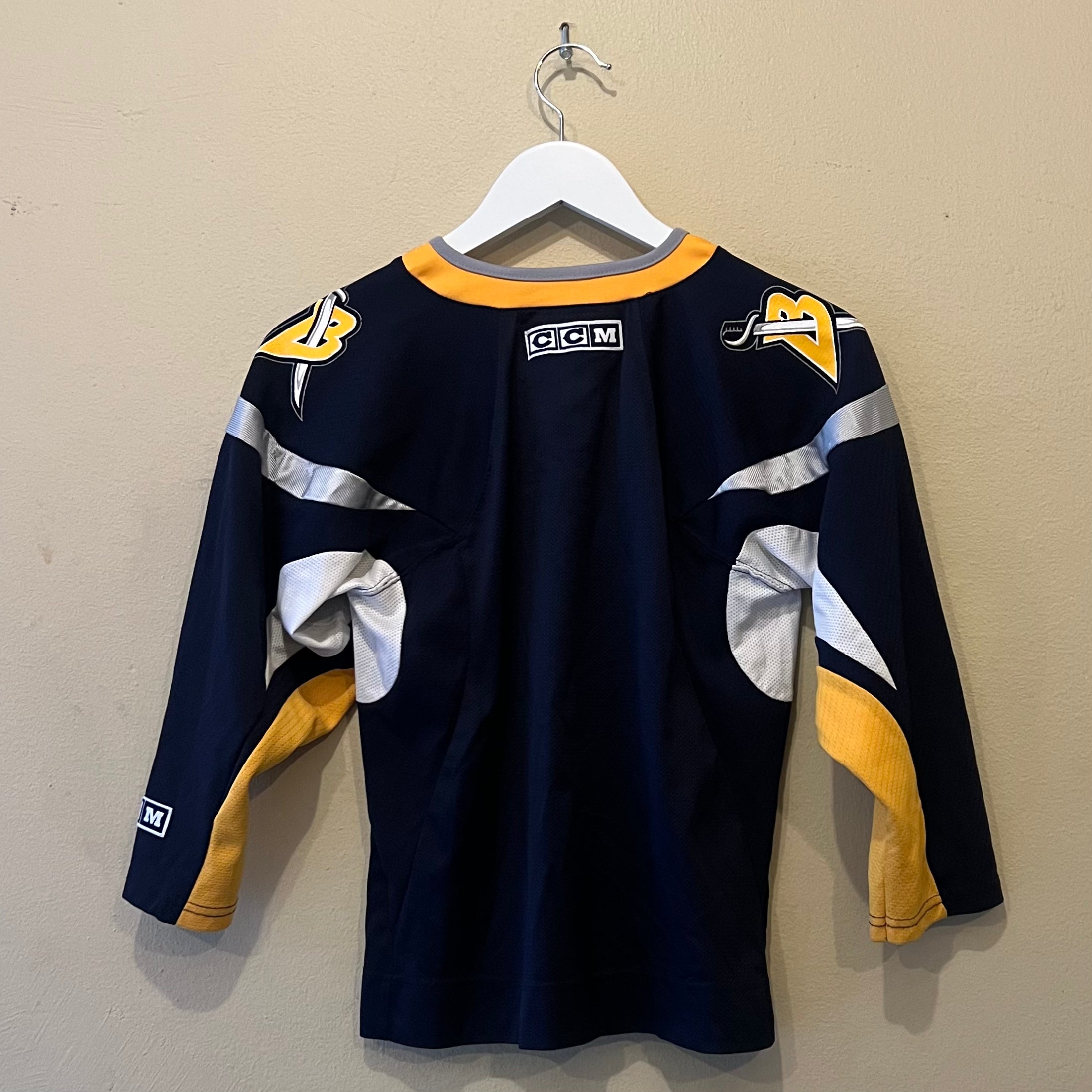 CCM Buffalo Sabres NHL Jersey (Youth)