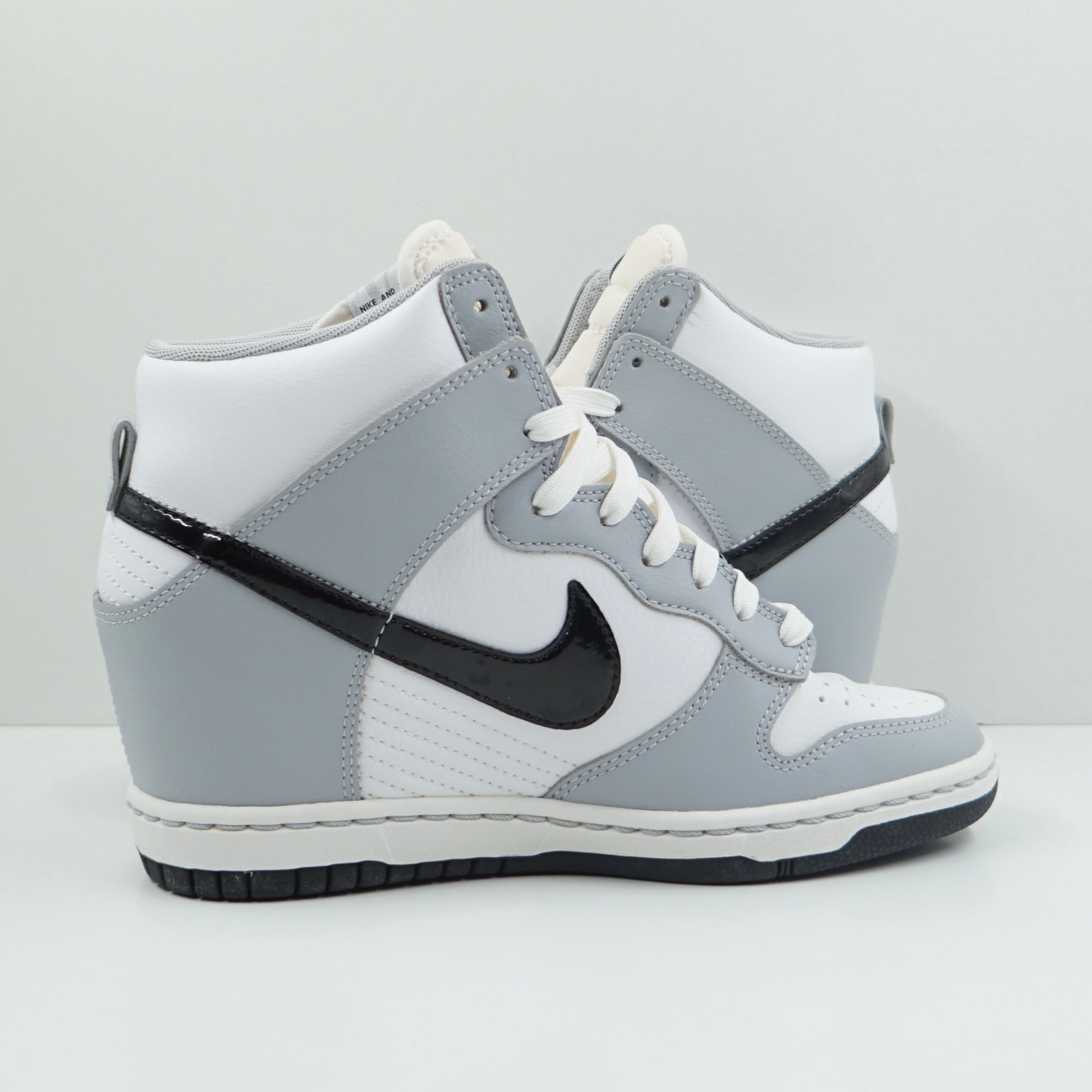 Nike Dunk Sky High Wolf Grey (W)
