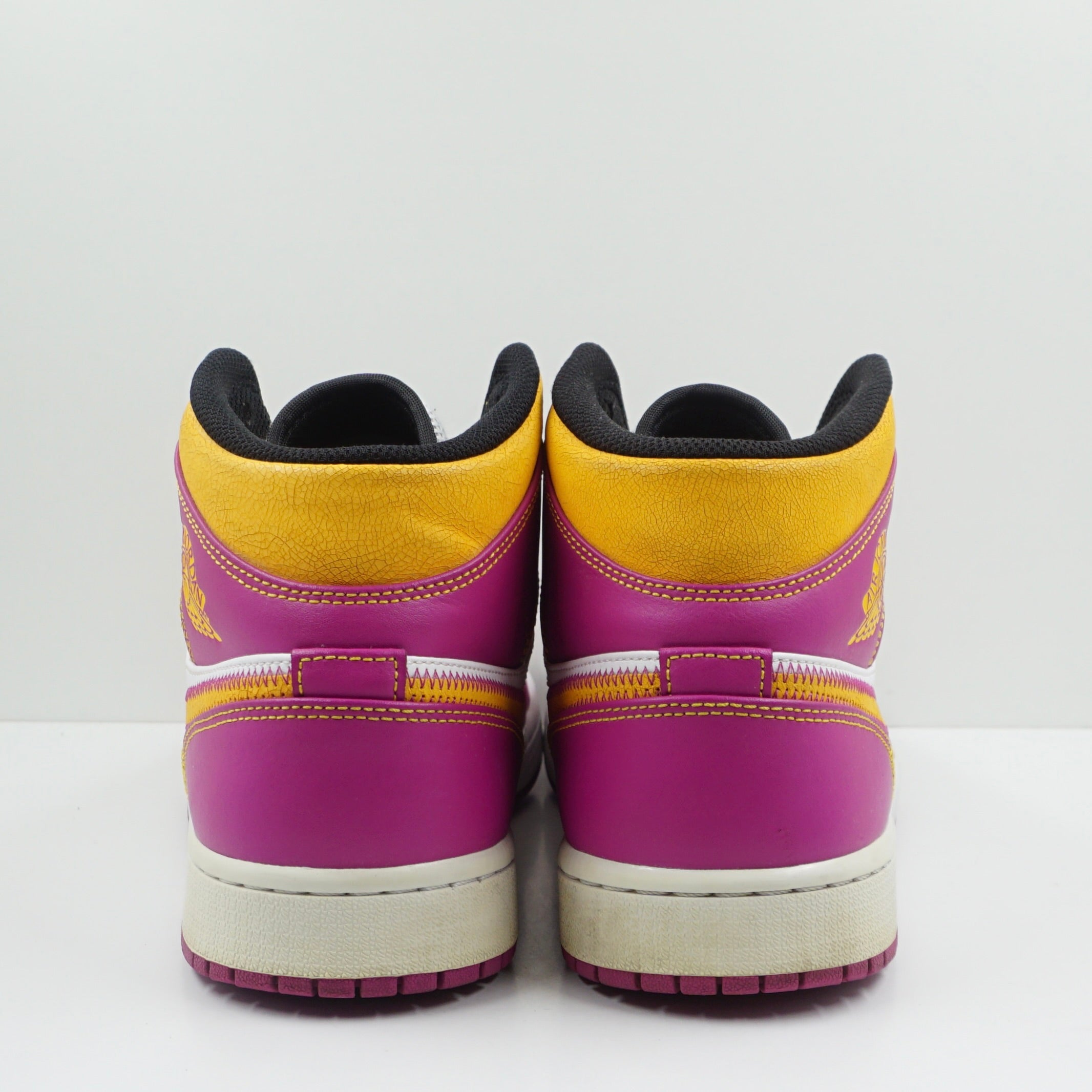 Jordan 1 Mid Dia de los Muertos