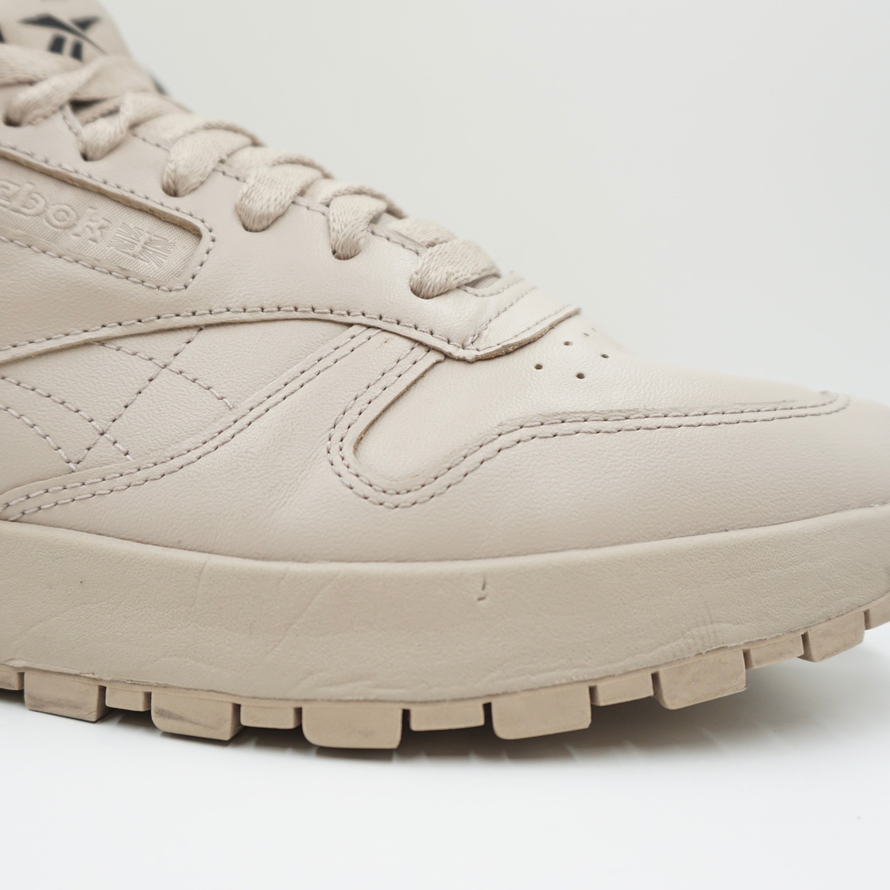 Reebok Classic Leather Tabi Maison Margiela Tan