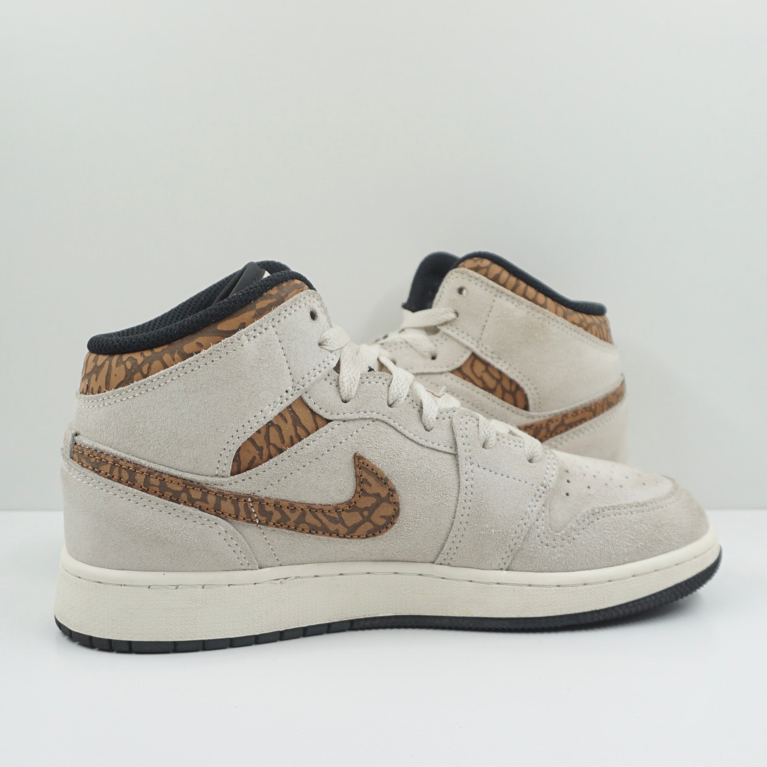 Jordan 1 Mid SE Brown Elephant (GS)