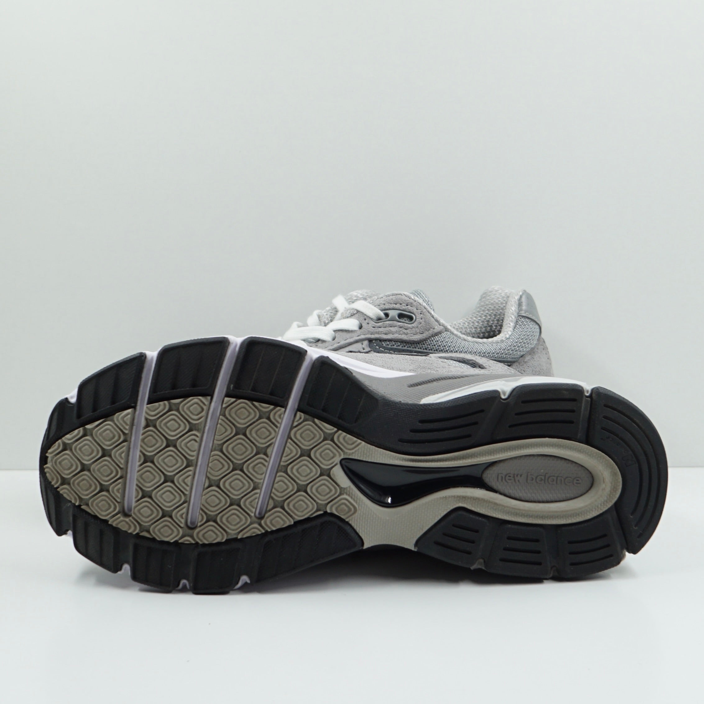 New Balance 990v4 MiUSA Grey Silver