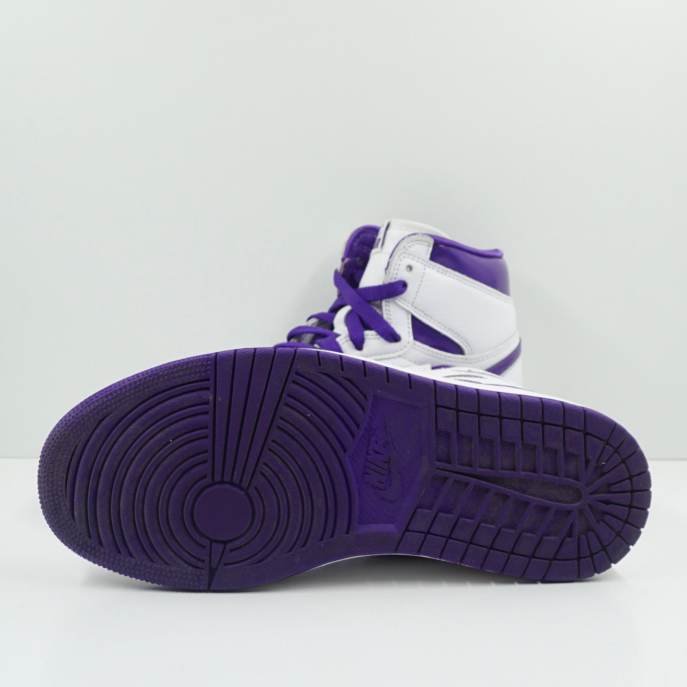 Jordan 1 Retro High Court Purple (W)