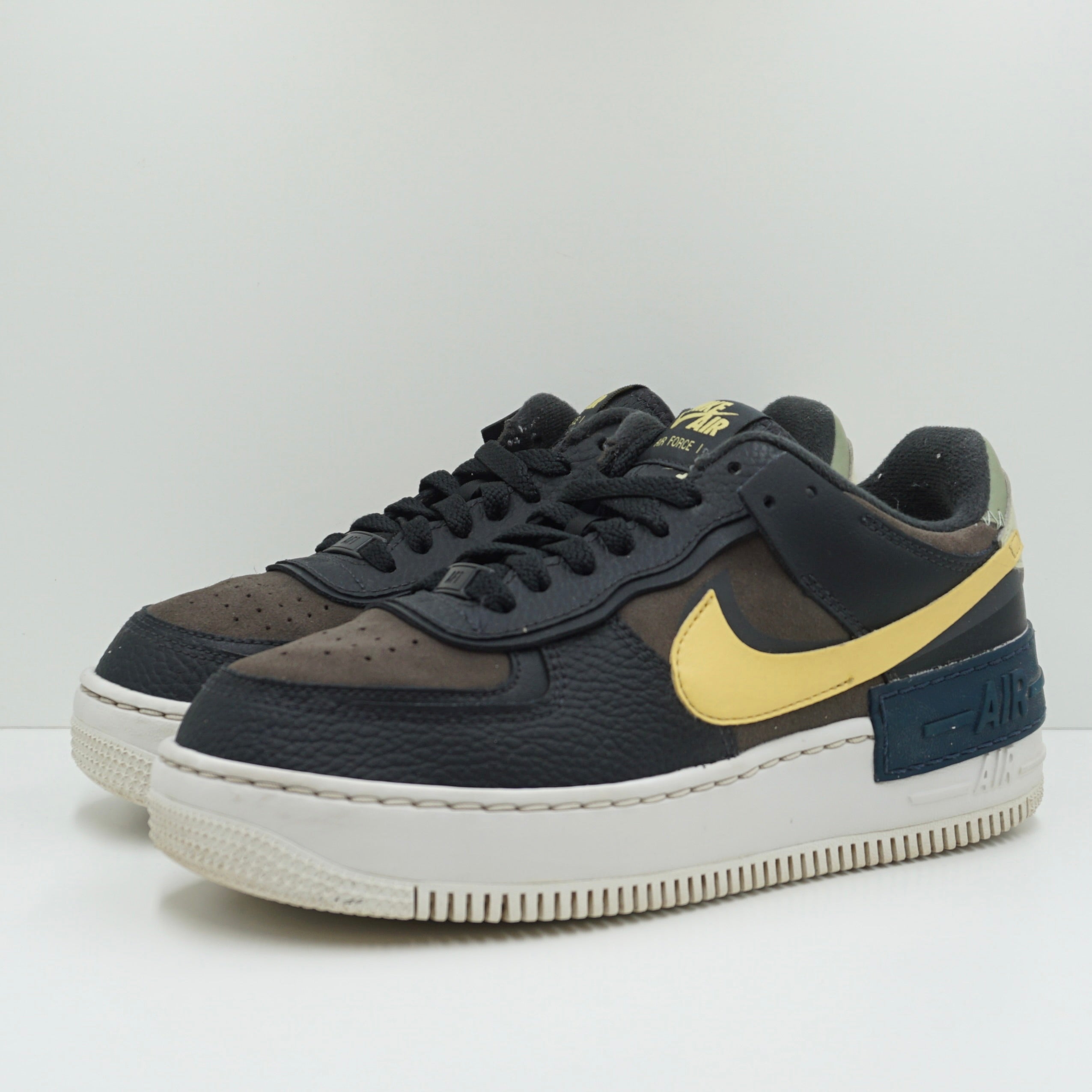 Nike Air Force Shadow Off Noir Saturn Gold (W)