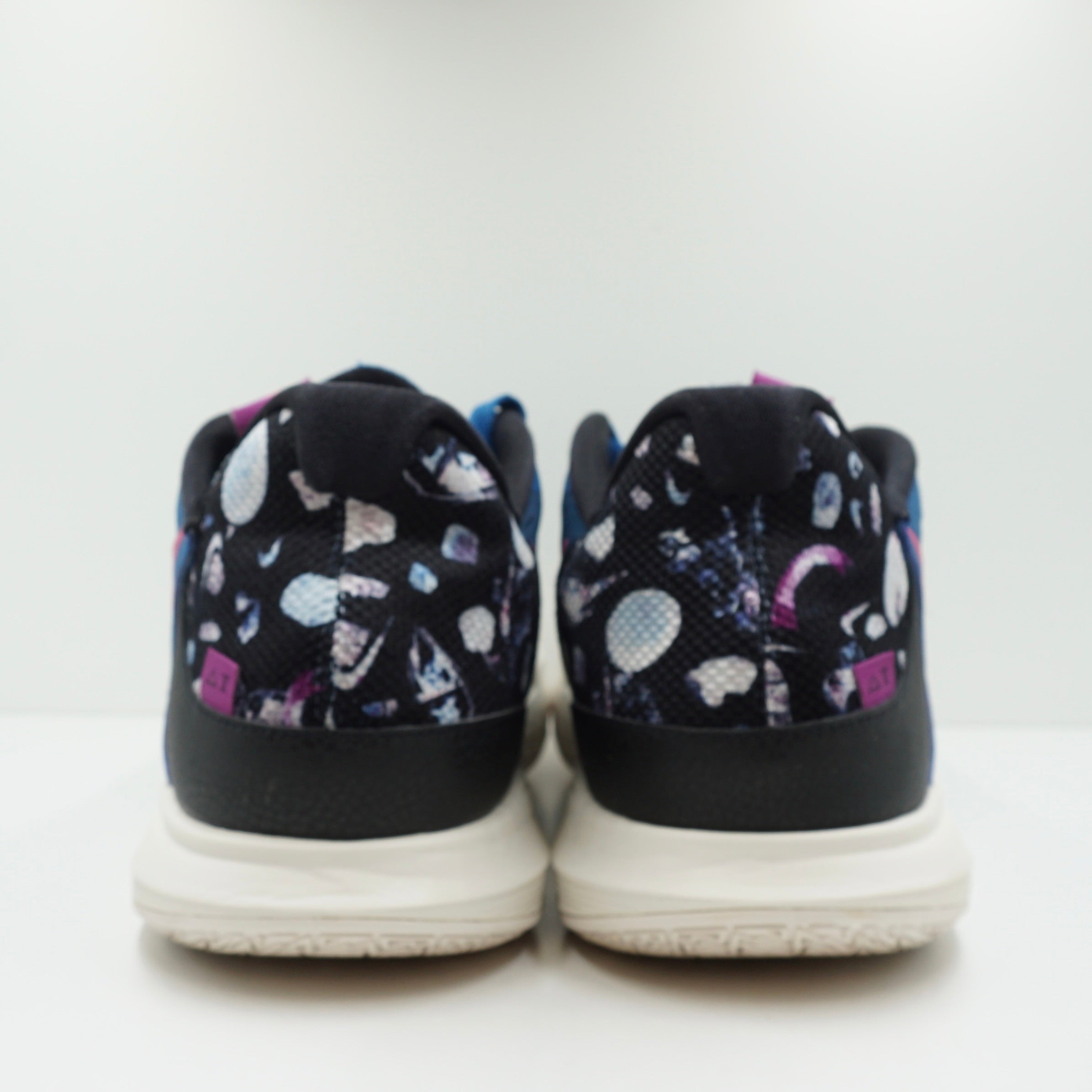 Nike Kyrie Low 5 Dark Marina Blue