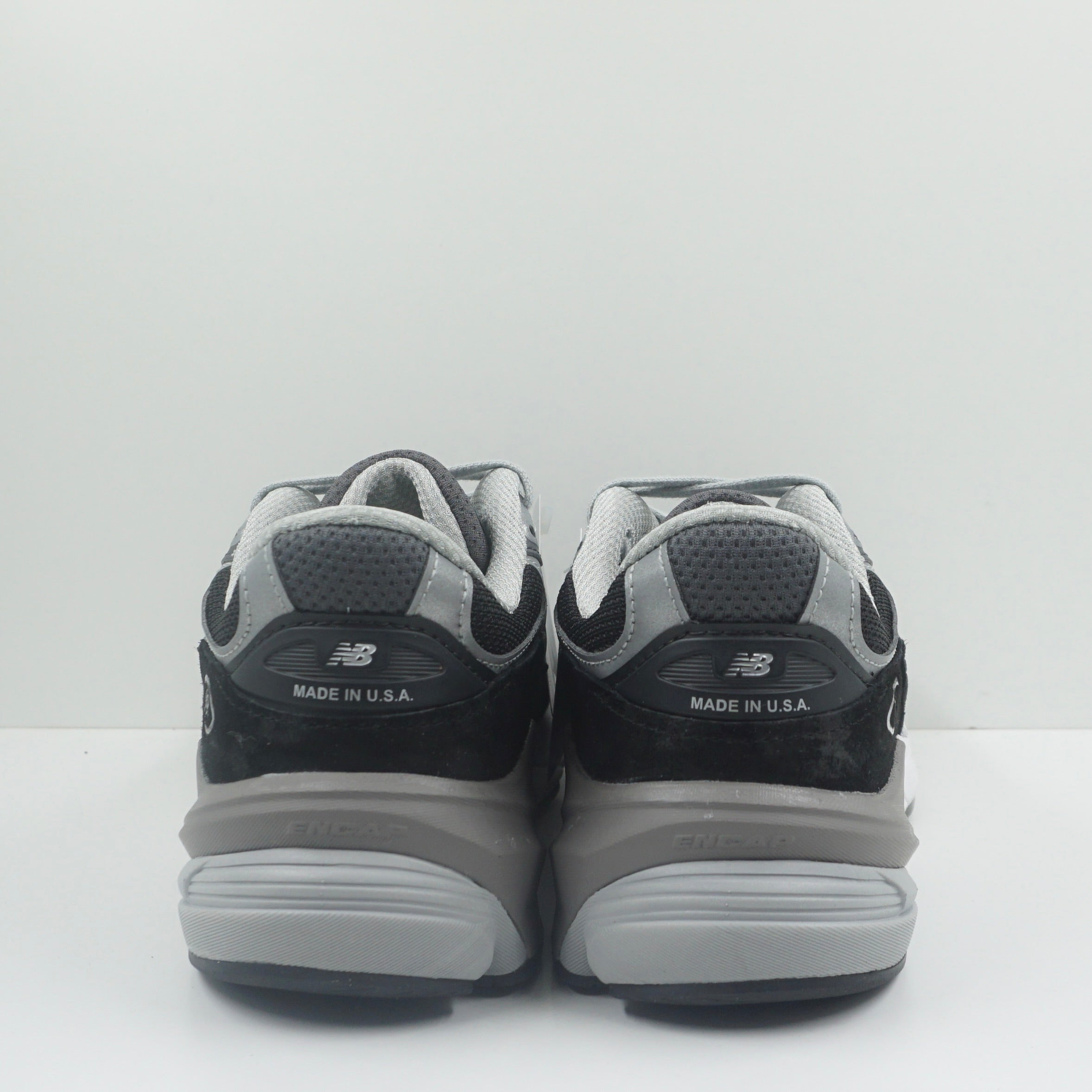 New Balance 990v6 MiUSA Black Grey White (W)