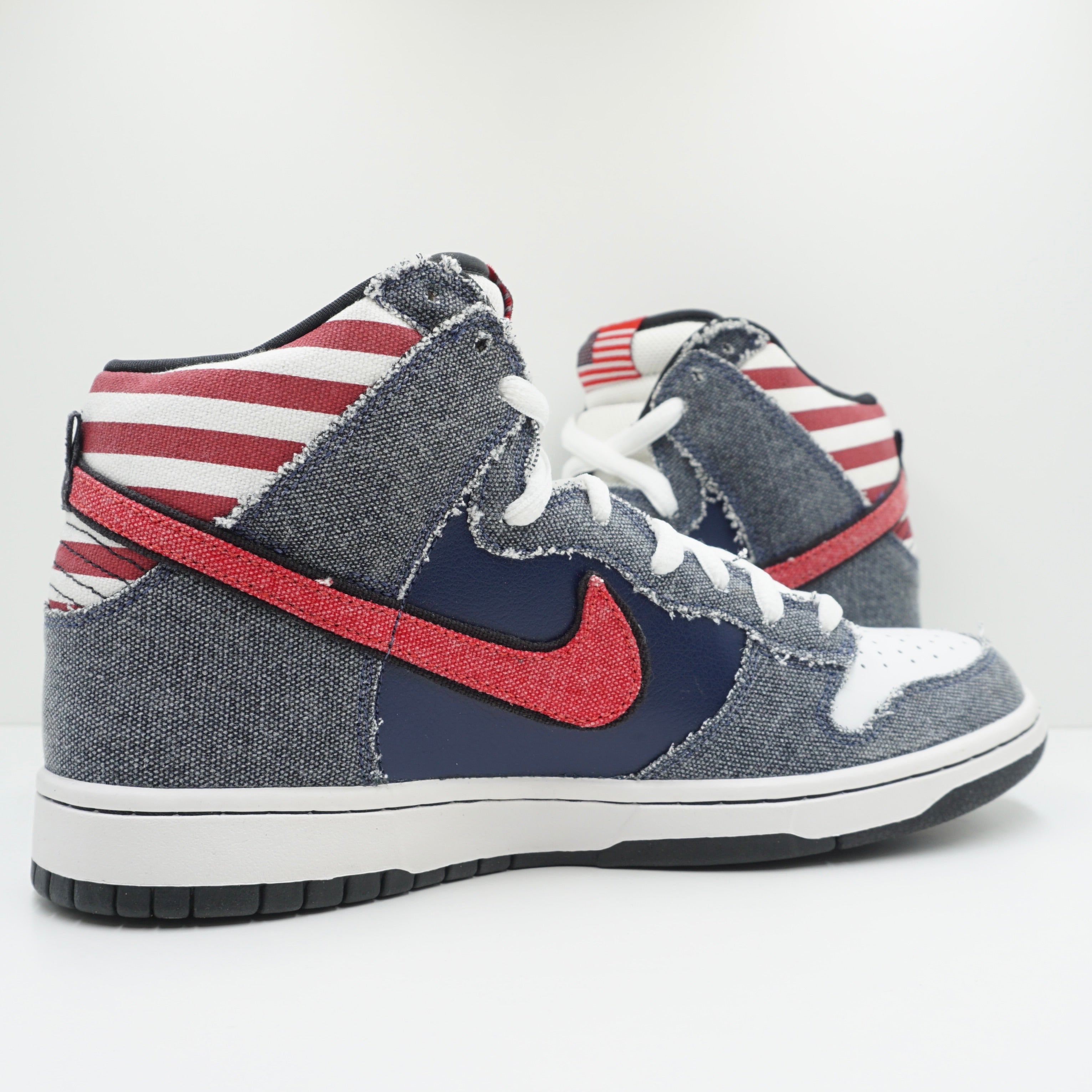 Born in the usa dunks online