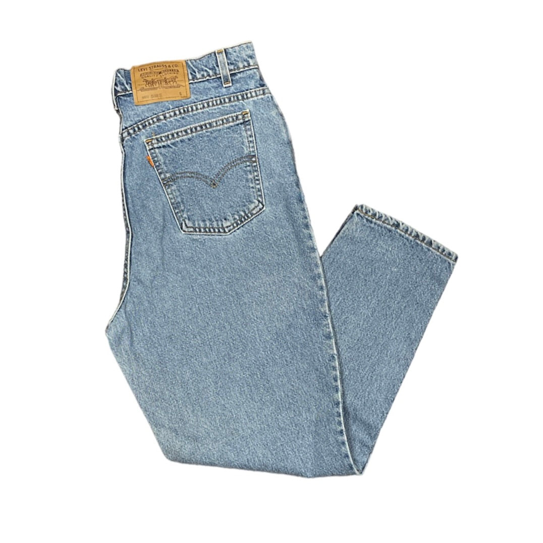 Vintage Levis Washed Out Blue Jeans (W37)