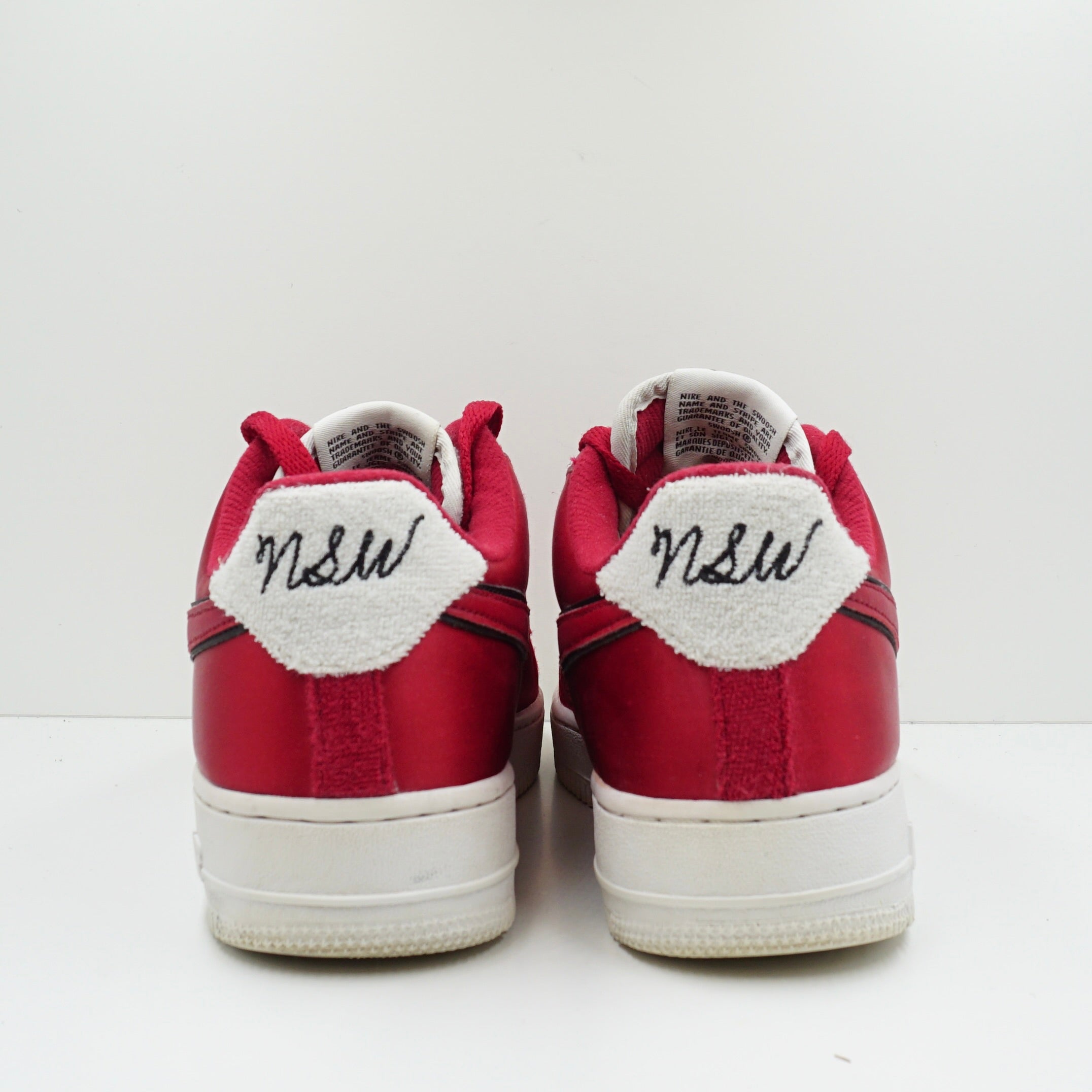 Nike Air Force 1 07 SE Red Velvet W