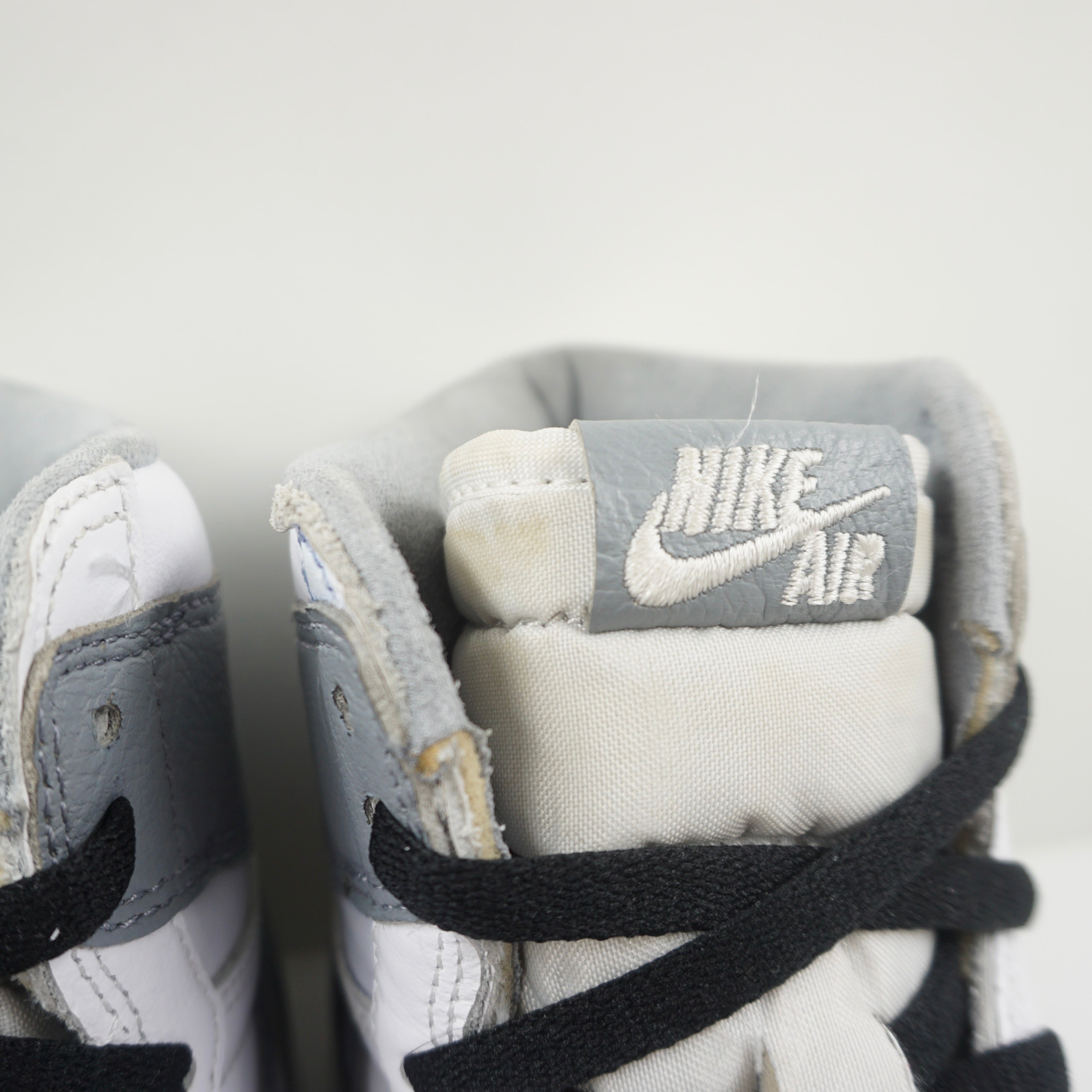 Jordan 1 Retro High OG Stealth