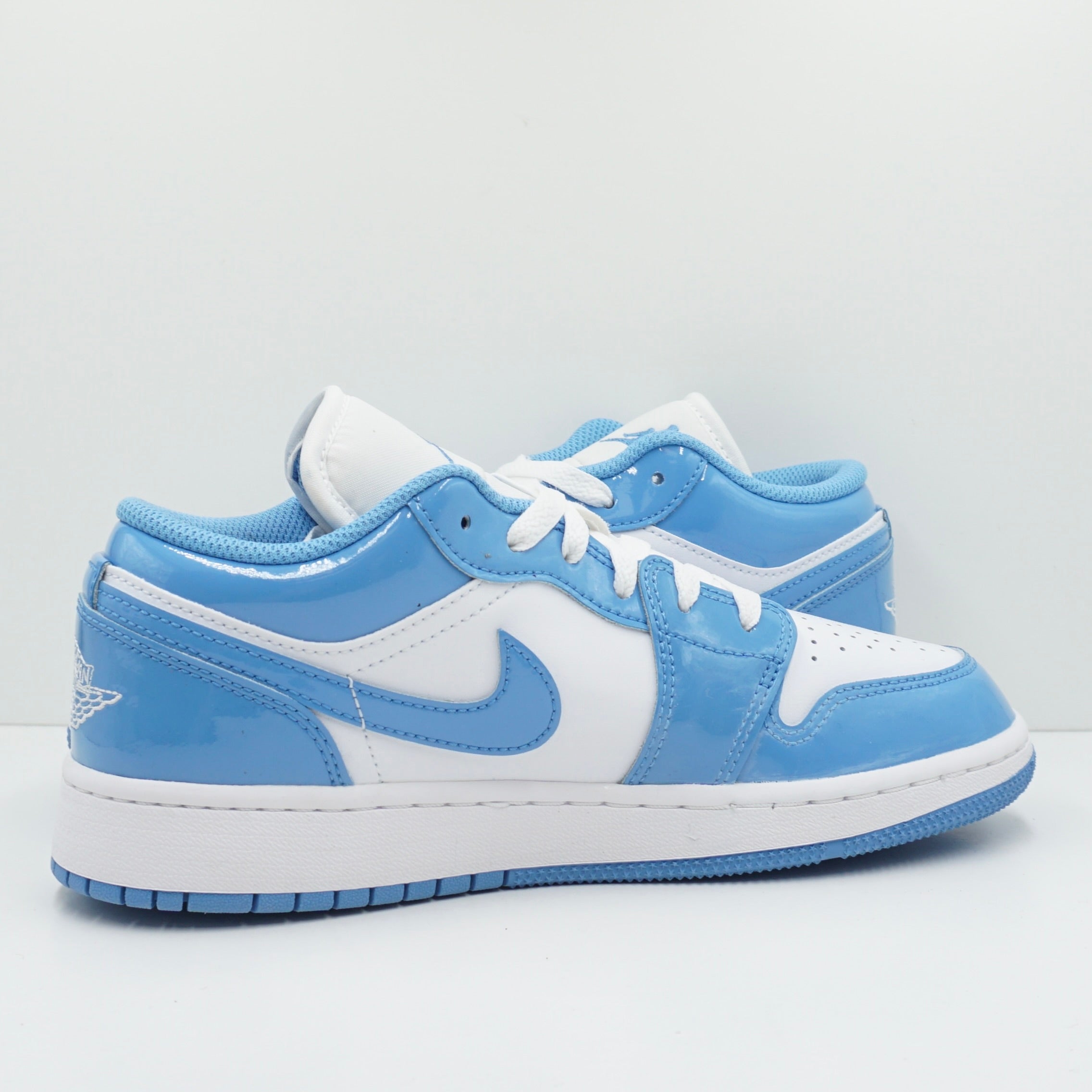 Jordan 1 Low SE Legend Blue Patent (GS)