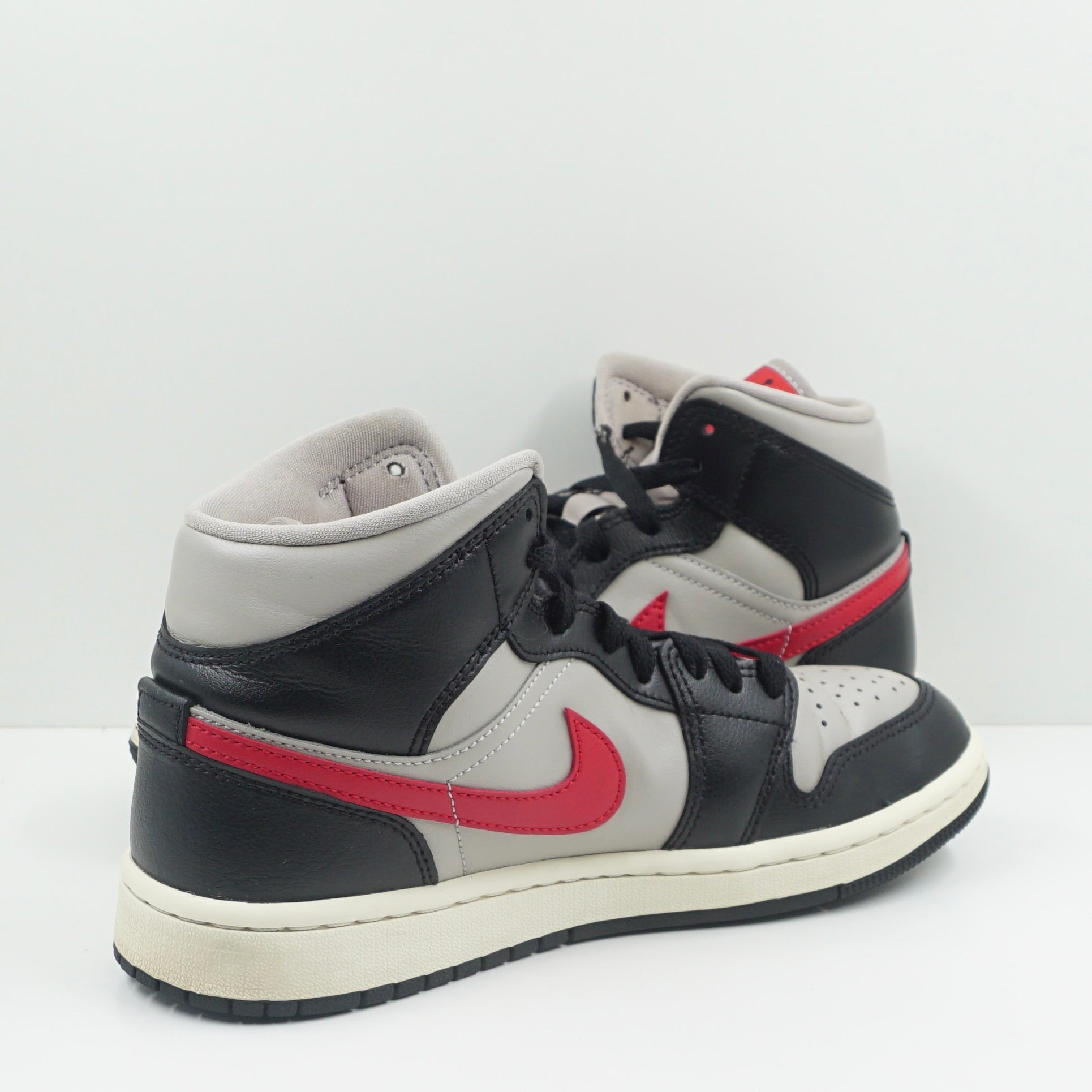 Jordan 1 Mid Black College Grey Gym Red (W)