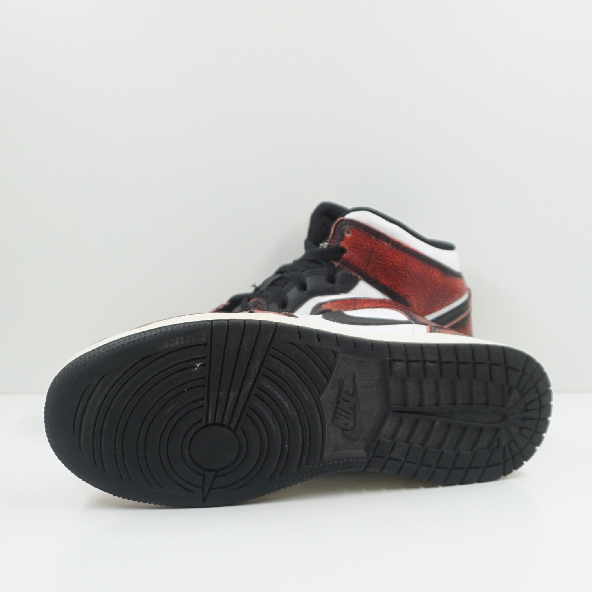 Jordan 1 Mid Wear-Away Chicago (GS)