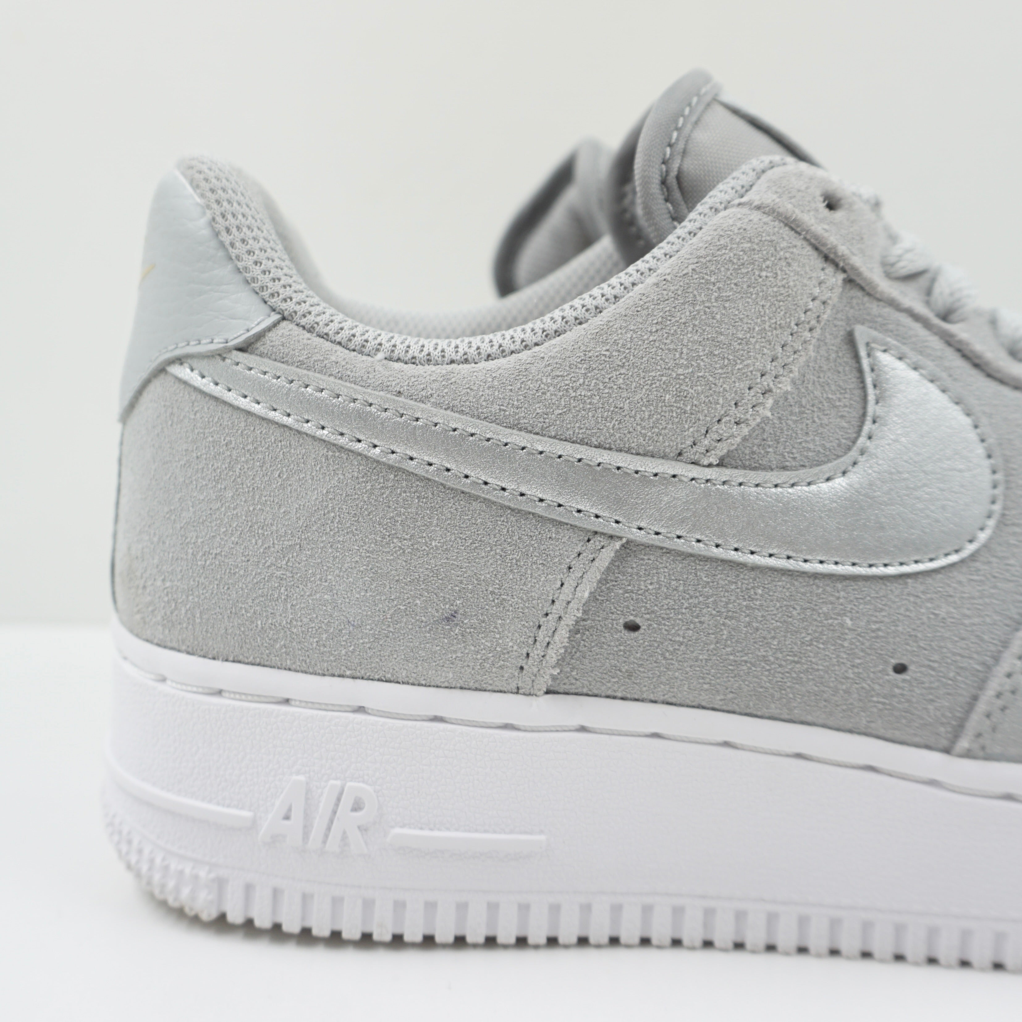 Nike Air Force 1 '07 Light Smoke Grey (W)