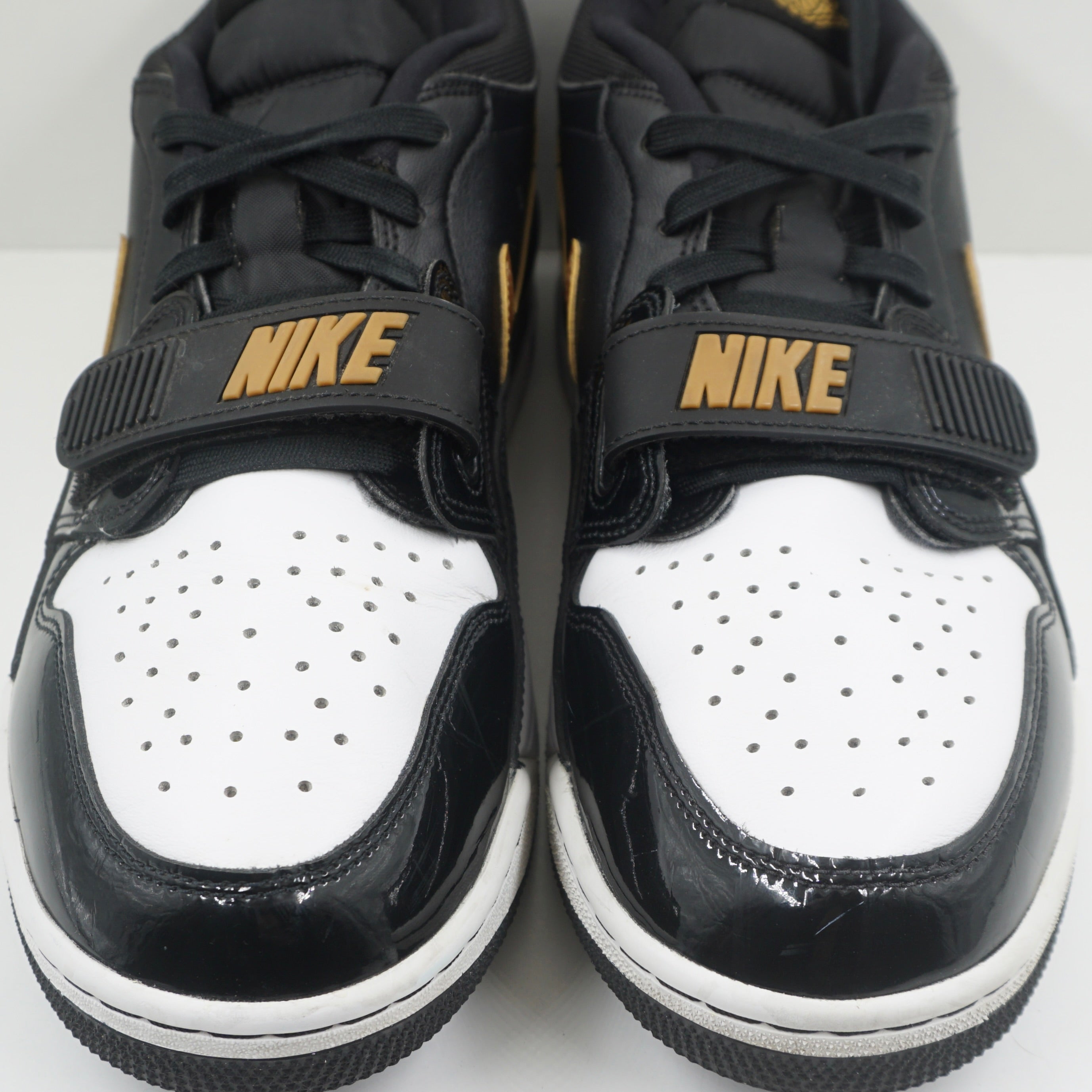 Jordan Legacy 312 Low Black Metallic Gold
