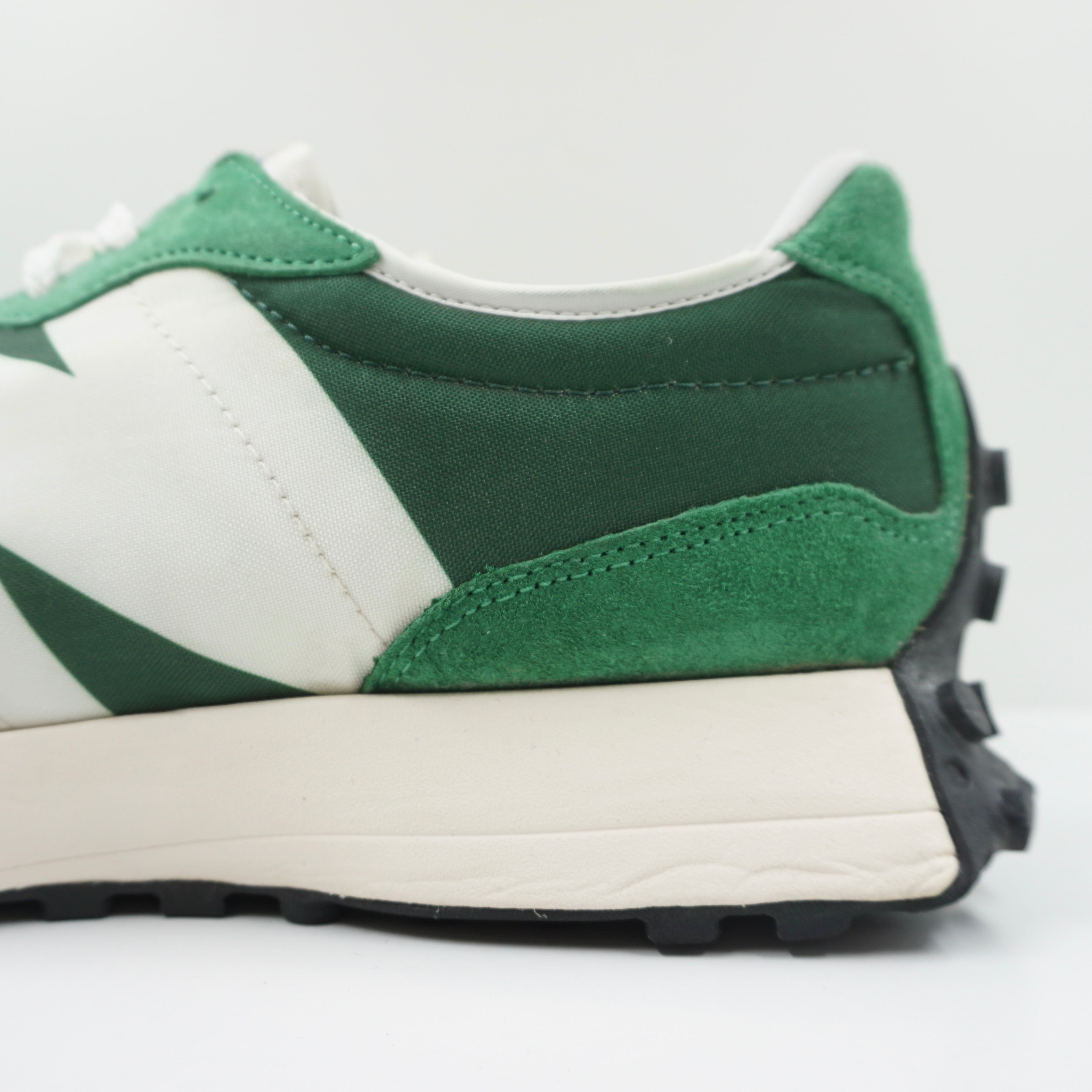 New Balance 327 Varsity Green