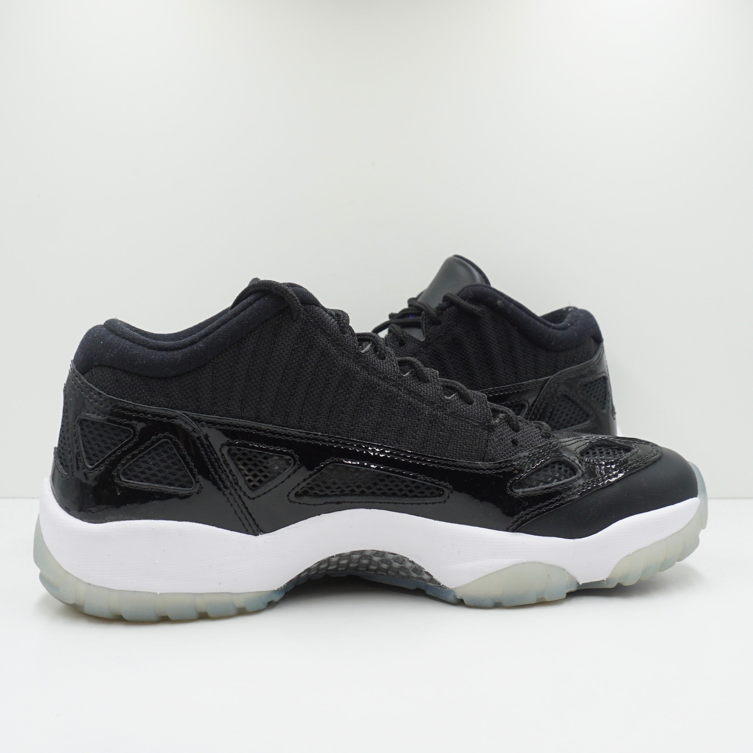 Jordan 11 Retro Low IE Space Jam