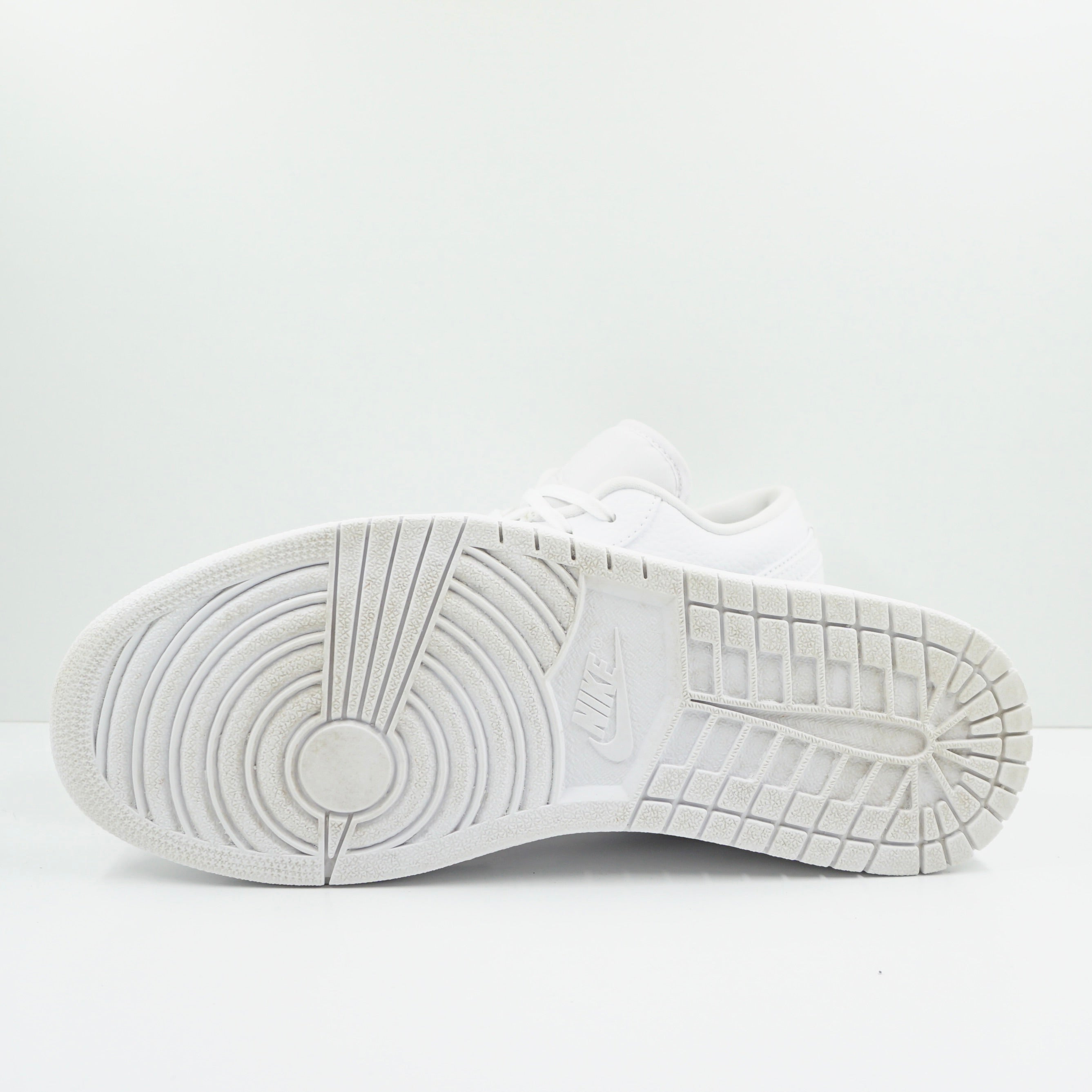 Jordan 1 Low Triple White Tumbled Leather