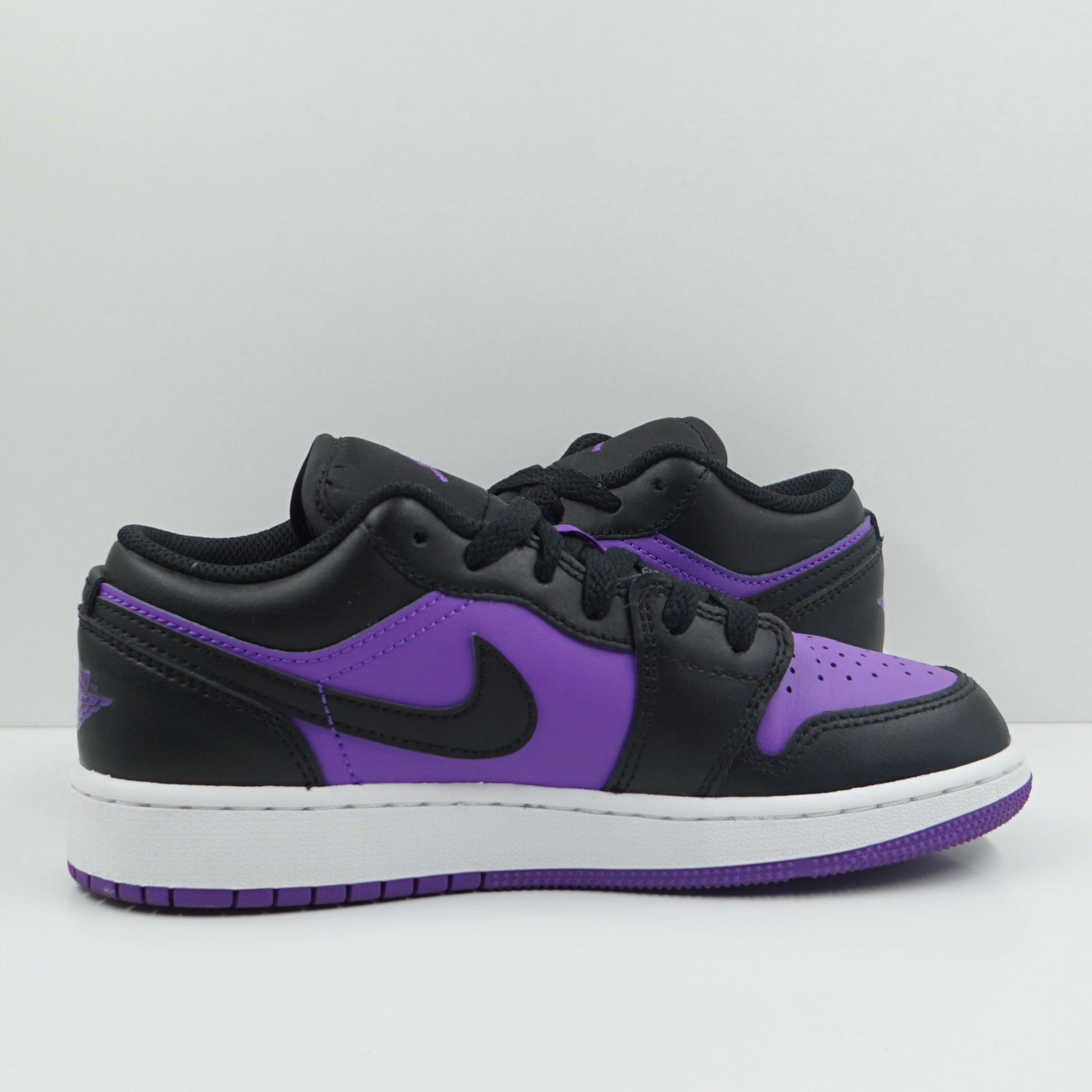 Jordan 1 Low Purple Venom (GS)