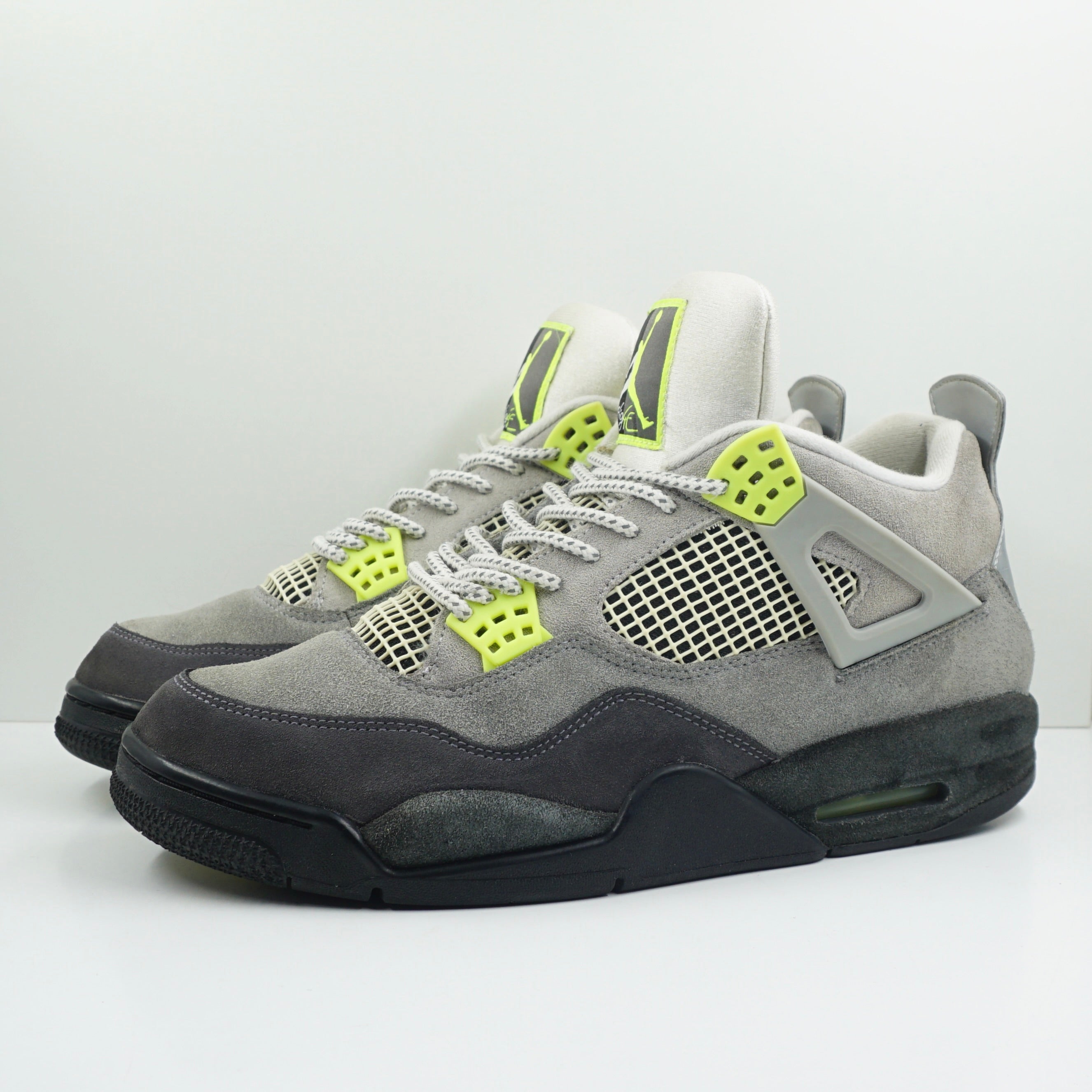 Jordan 4 Retro SE 95 Neon