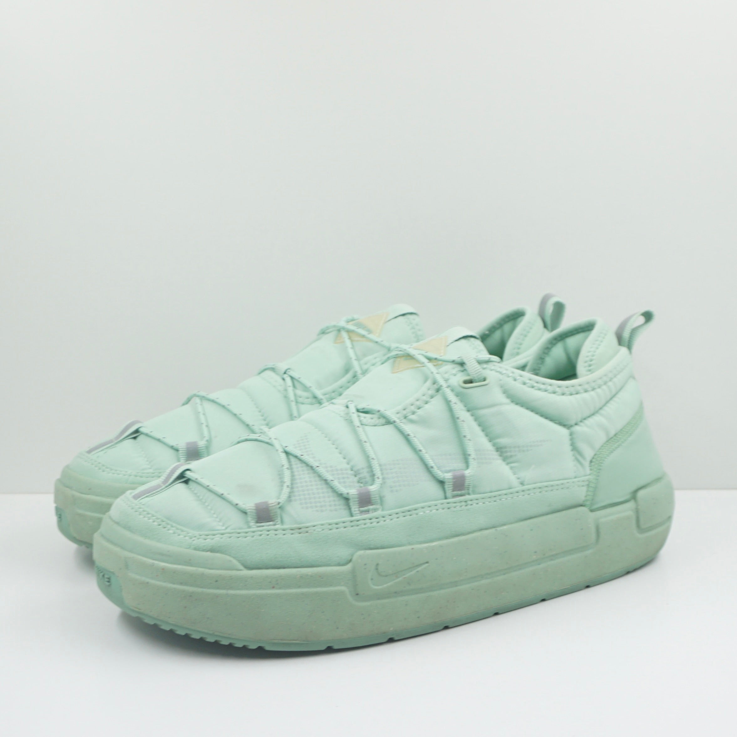 Nike Offline Pack Enamel Green