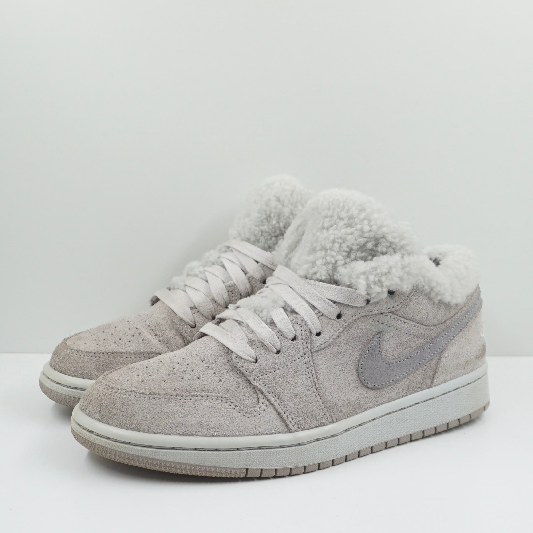 Jordan 1 Low SE Sherpa Fleece