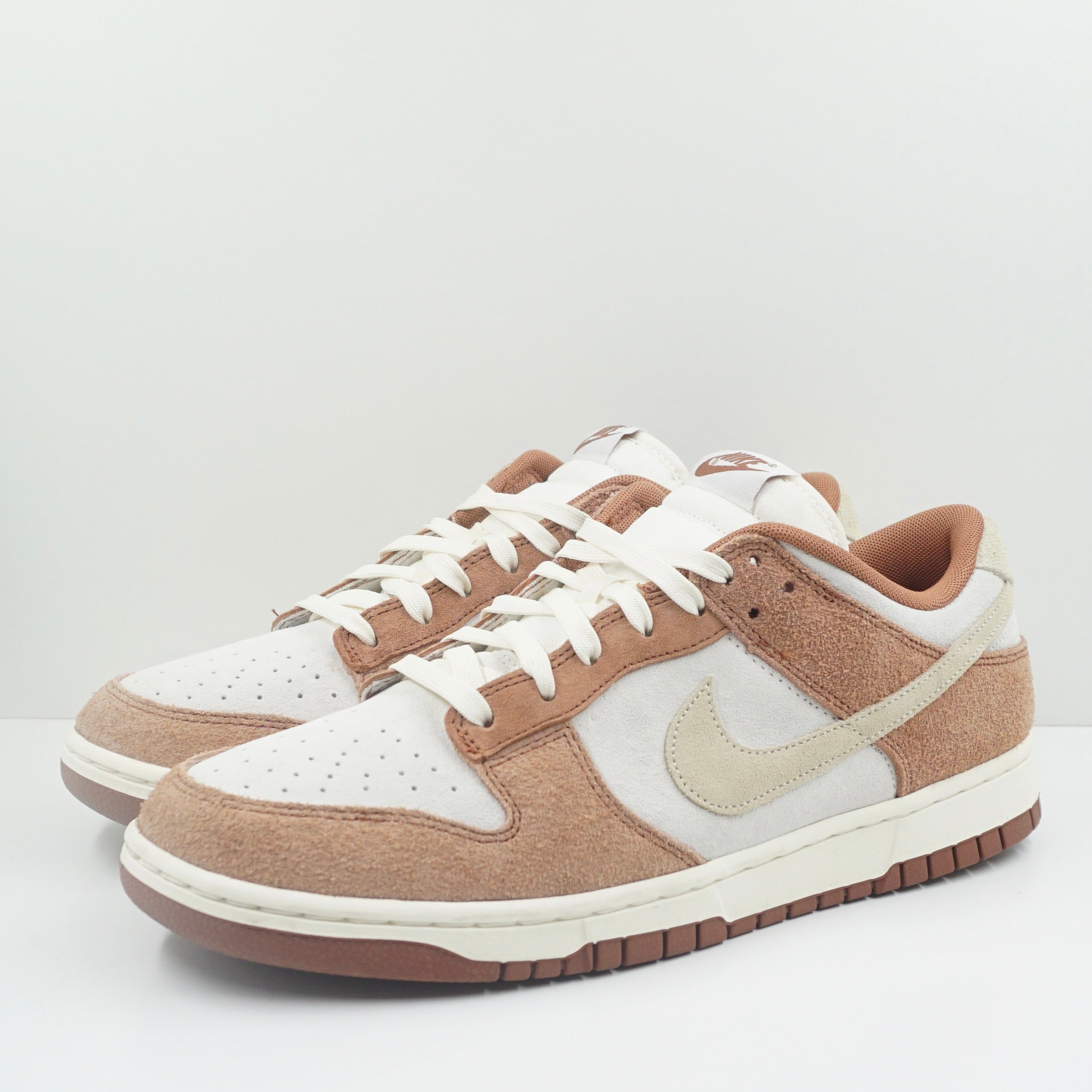 Nike Dunk Low Medium Curry