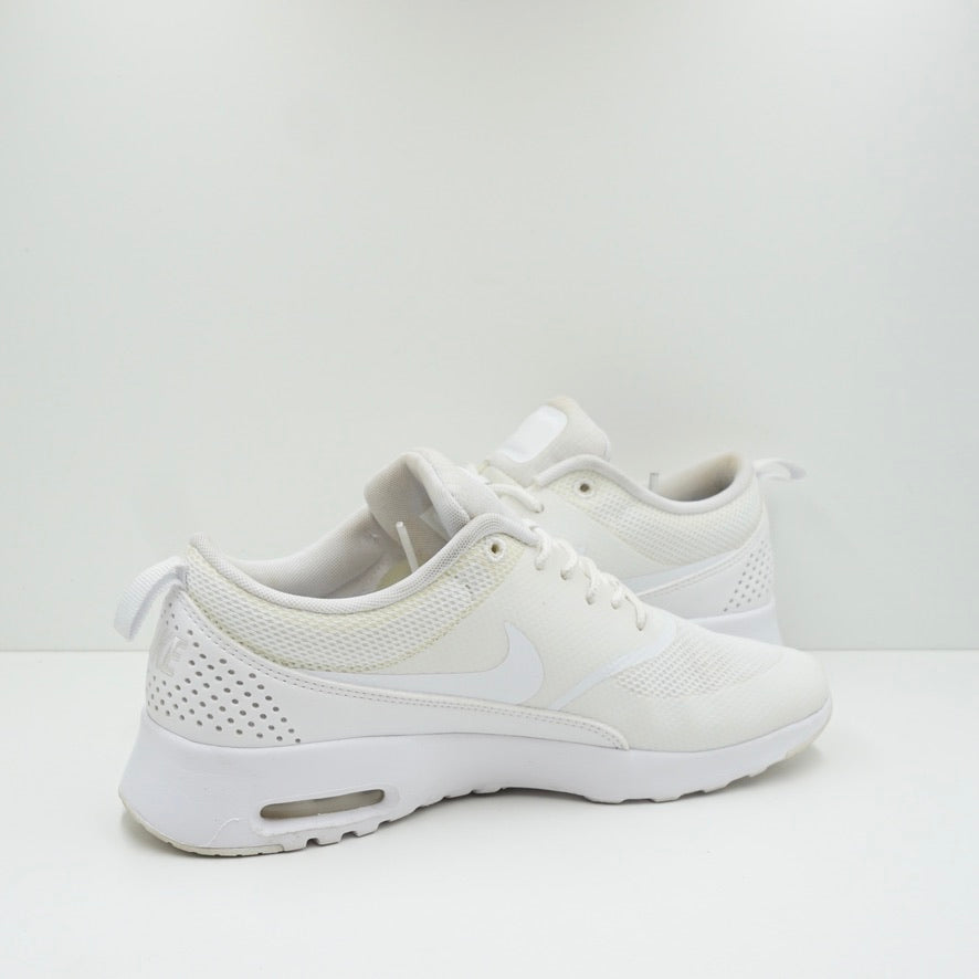 Nike air max 2024 thea triple white cheap