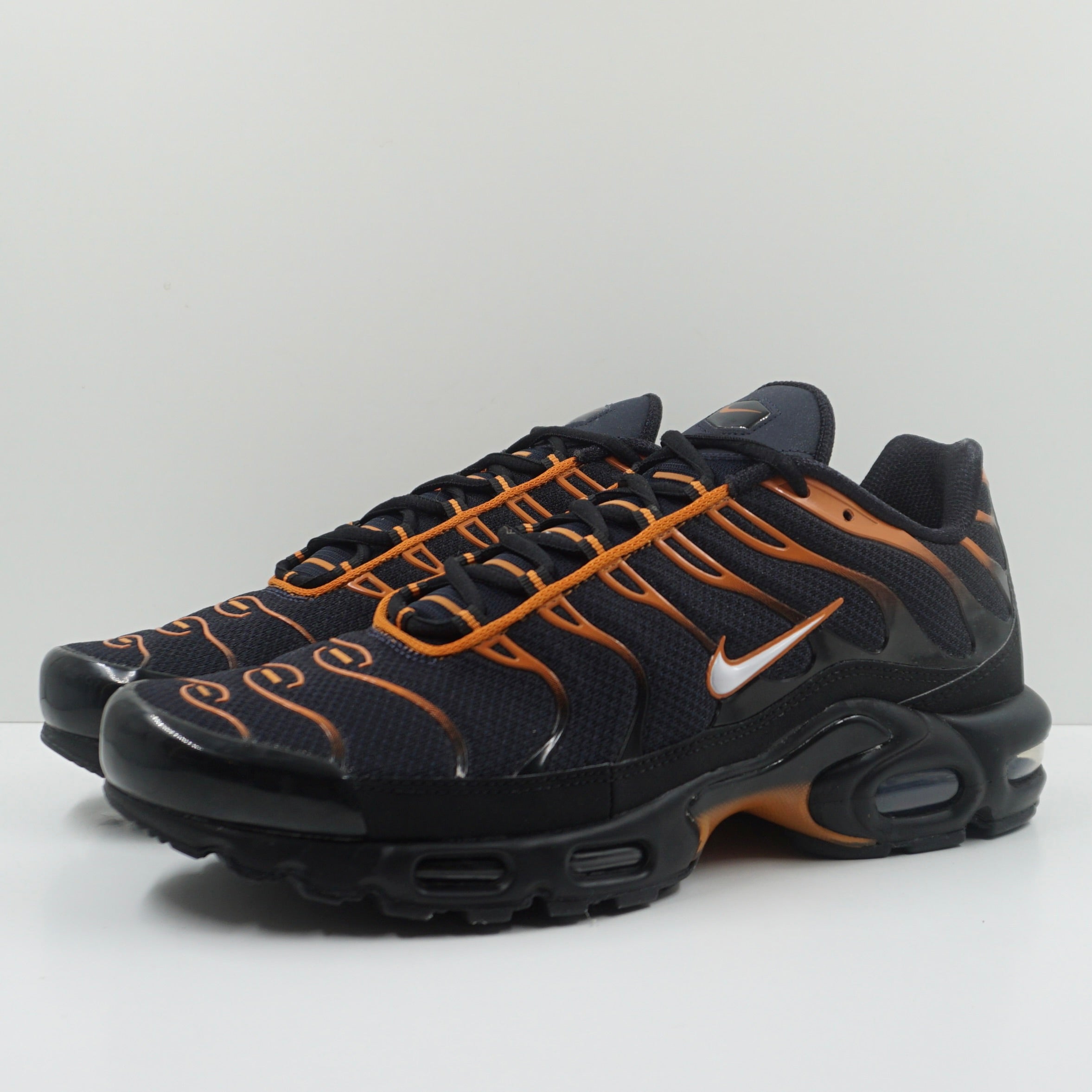 Dark Obsidian Air Max Plus Black White Orange Nike Air Max Plus