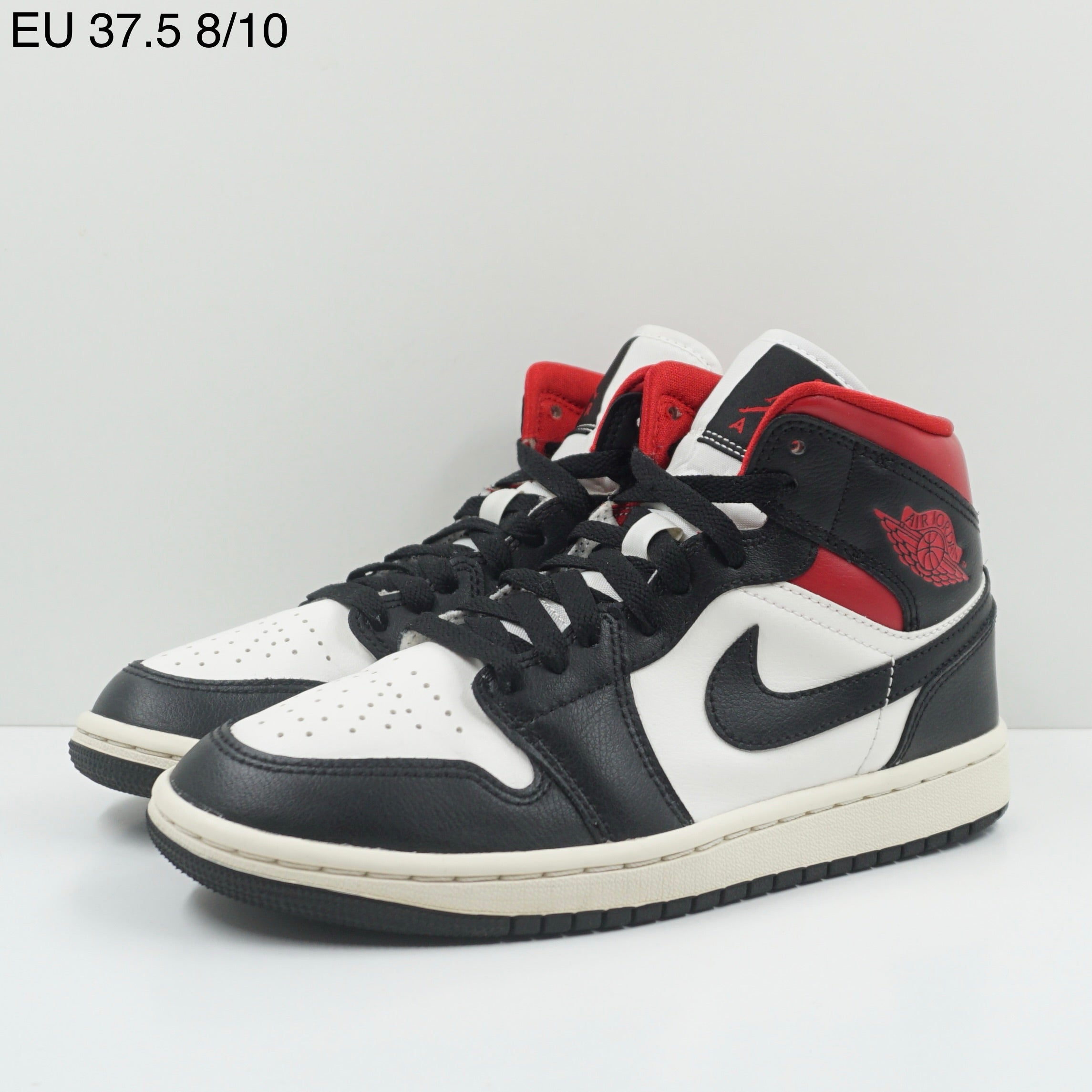 Jordan 1 Mid Gym Red Panda (W)