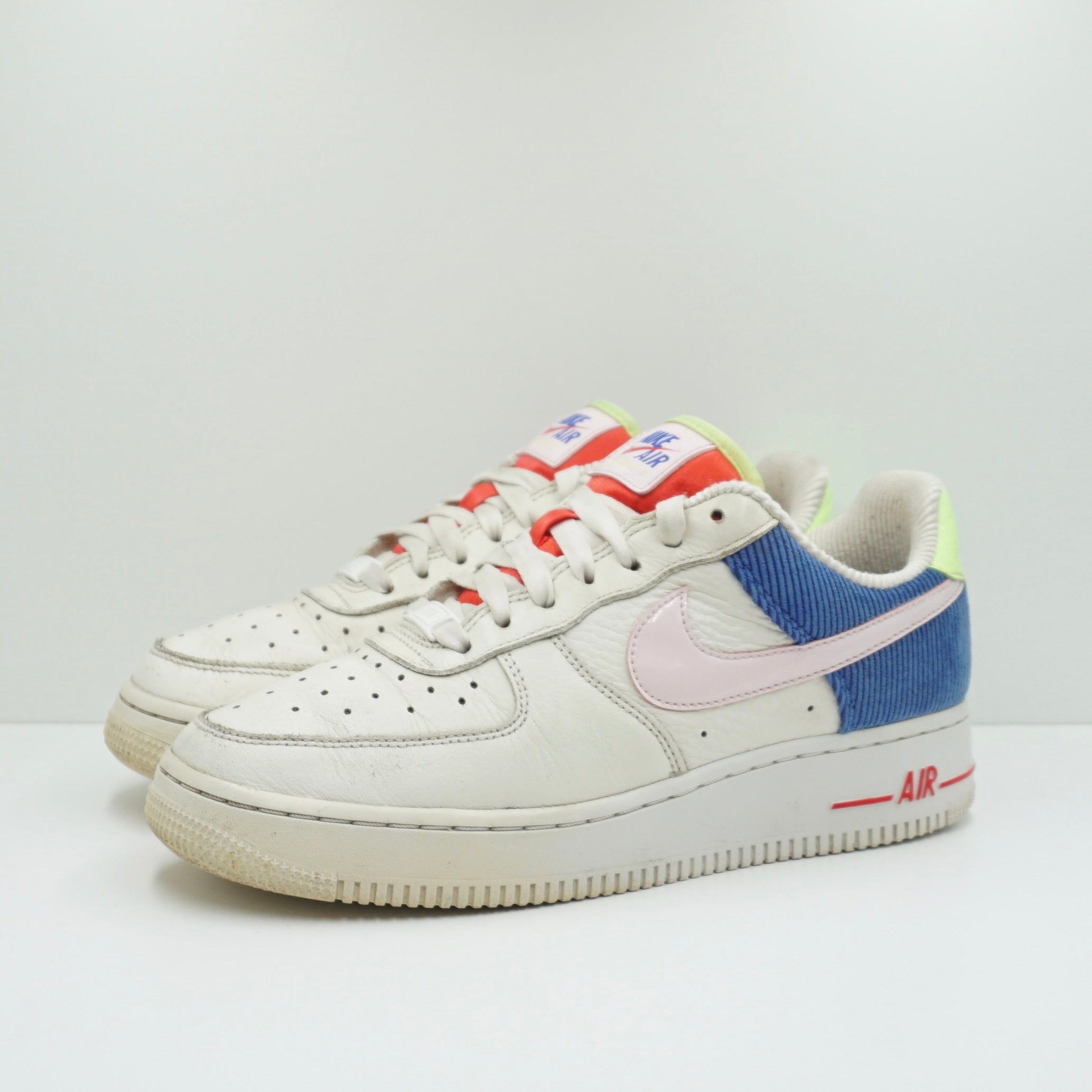 Nike Air Force Low Corduroy (W) - Main Image