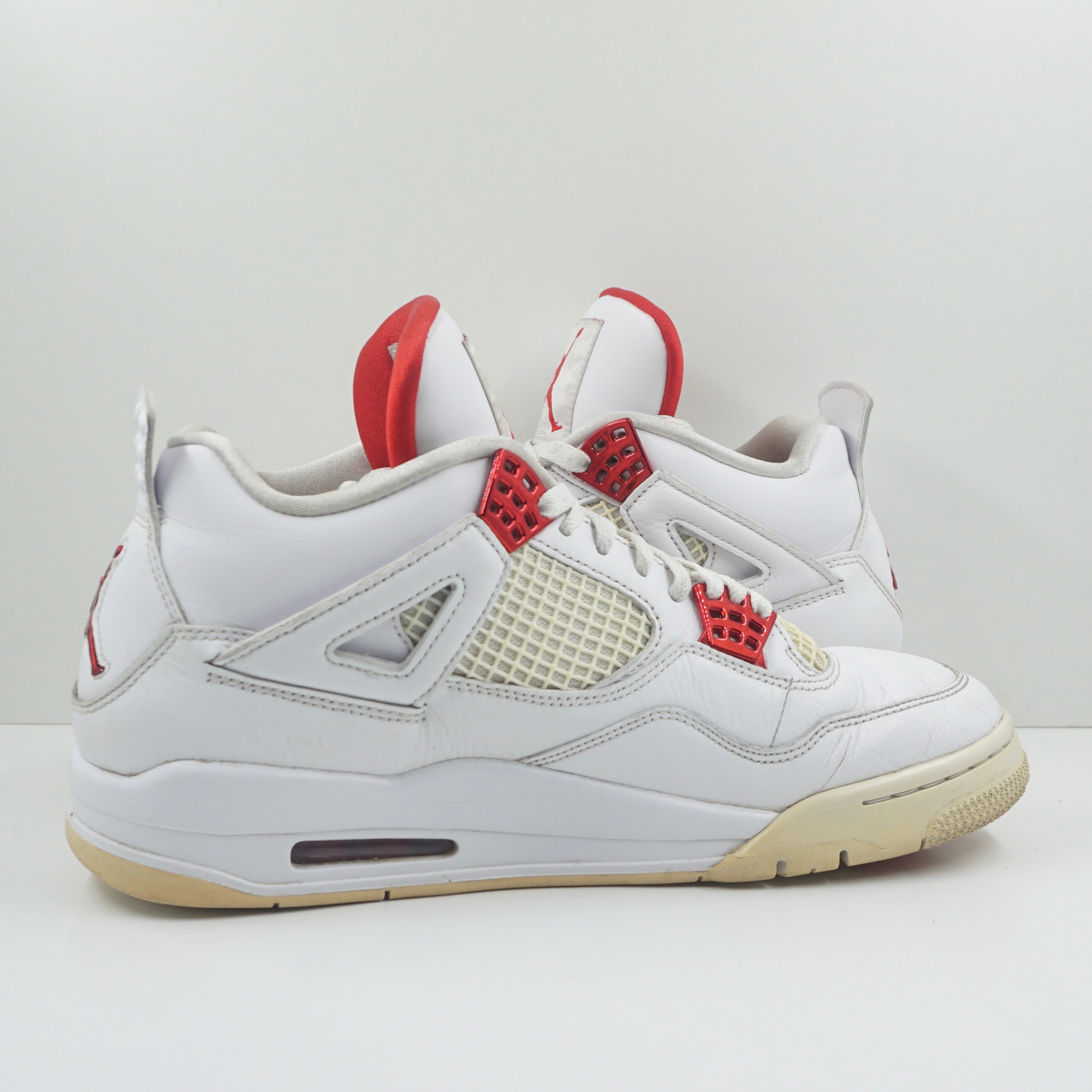 Jordan 4 Retro Metallic Red